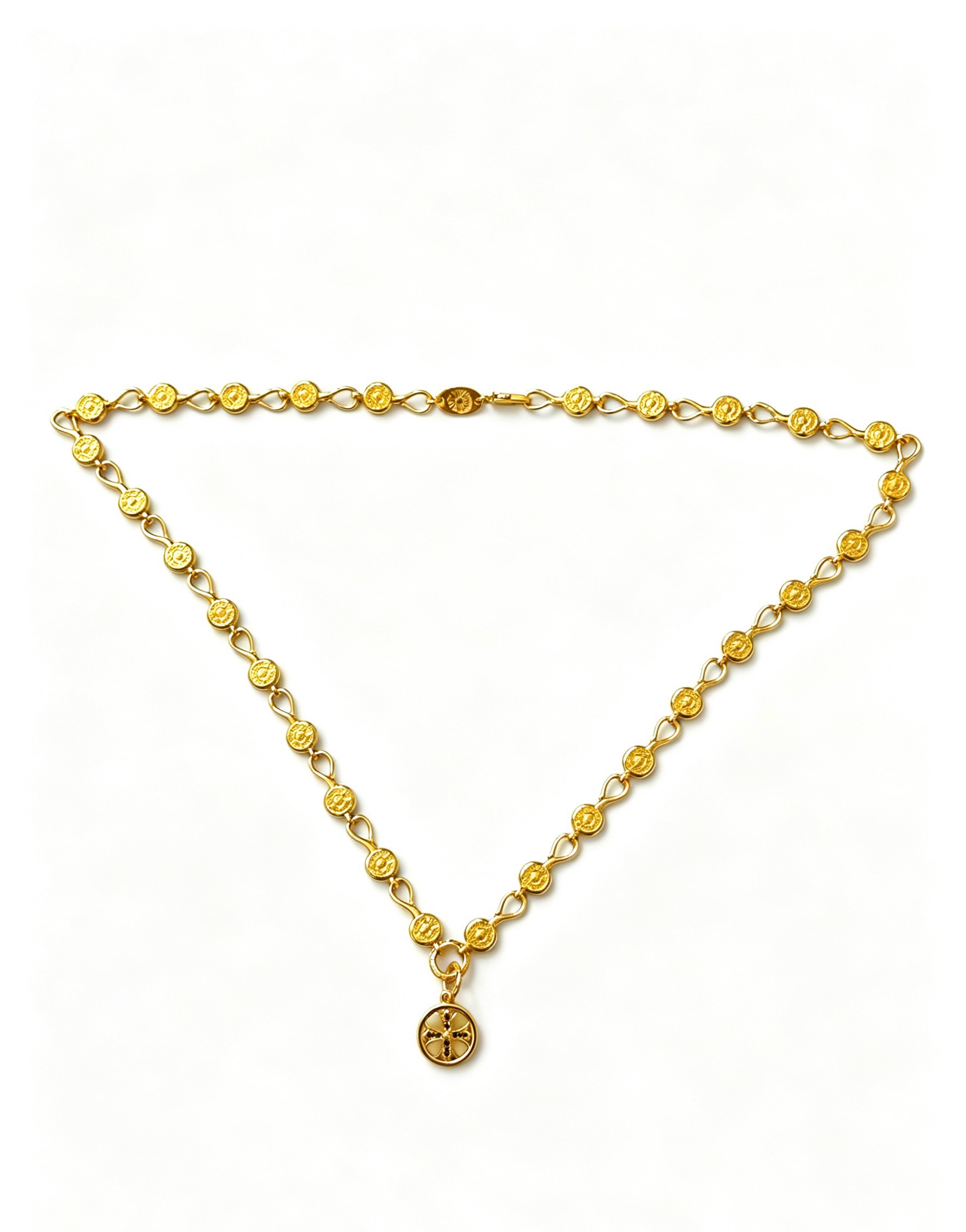 NO:896144,New [counter quality] Chrome Hearts multi-element retro cross necklace. The concave and convex shapes have different pattern design styles, showing a distinctive cross. The Scout flower is the symbol of Chrome Hearts, so it is more durable. Genuine pattern-printed Chrome Hearts distinguishes the ordinary light version in the market. Match the version and standard quality. Look at the printing details. The degree of retro gray oxidation. Seiko version!  !  !  Purely handmade, authentic molded fashion essentials, can be worn by both men and women, same style for couples, original official website, rock punk Thai silver style, retro elements, trendy and versatile (60cm), fine jewelry, chrome hearts, chrome hearts, necklace19860909新款【专柜品质】Chrome Hearts克罗心多元素复古十字架项链 凹凸造型不同的花纹设计风格 呈现出与众不同 十字架 童军花是克罗心的志 所以更经久不衰 正品打版Chrome Hearts克罗心 区别市场普通轻版 对版对标品质 看字印细节 复古做旧灰氧程度.精工版本！！！ 纯手工打造 正品开模潮流时尚必备 男女均可佩戴 情侣同款 官网原版 摇滚朋克泰银风格 复古元素 潮流百搭（60cm）,饰品精品,chrome hearts,chrome hearts,necklace,Jewelry
