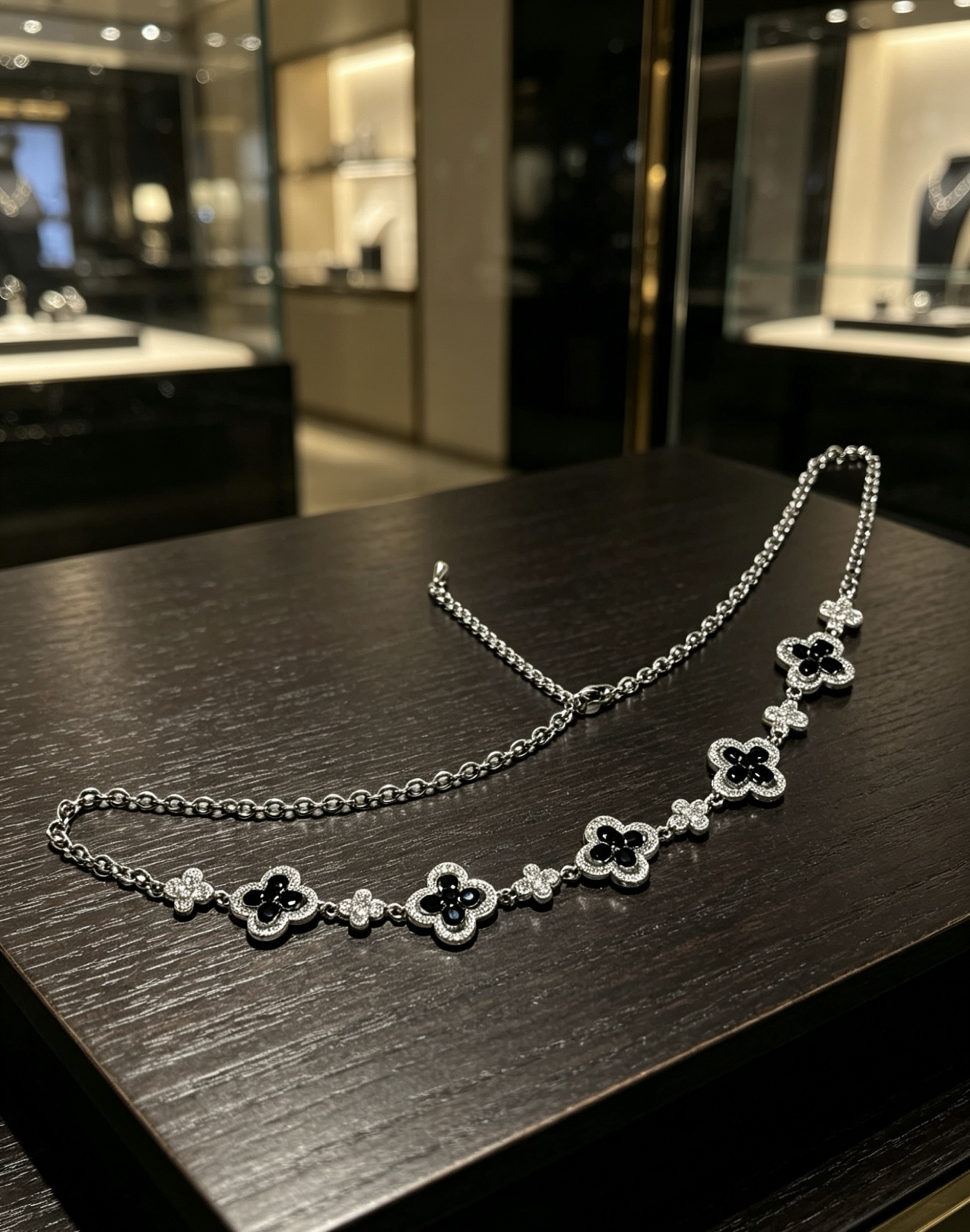 Van Cleef & Arpels Haute Couture Haute Joaillerie Fine Jewelry Earrings