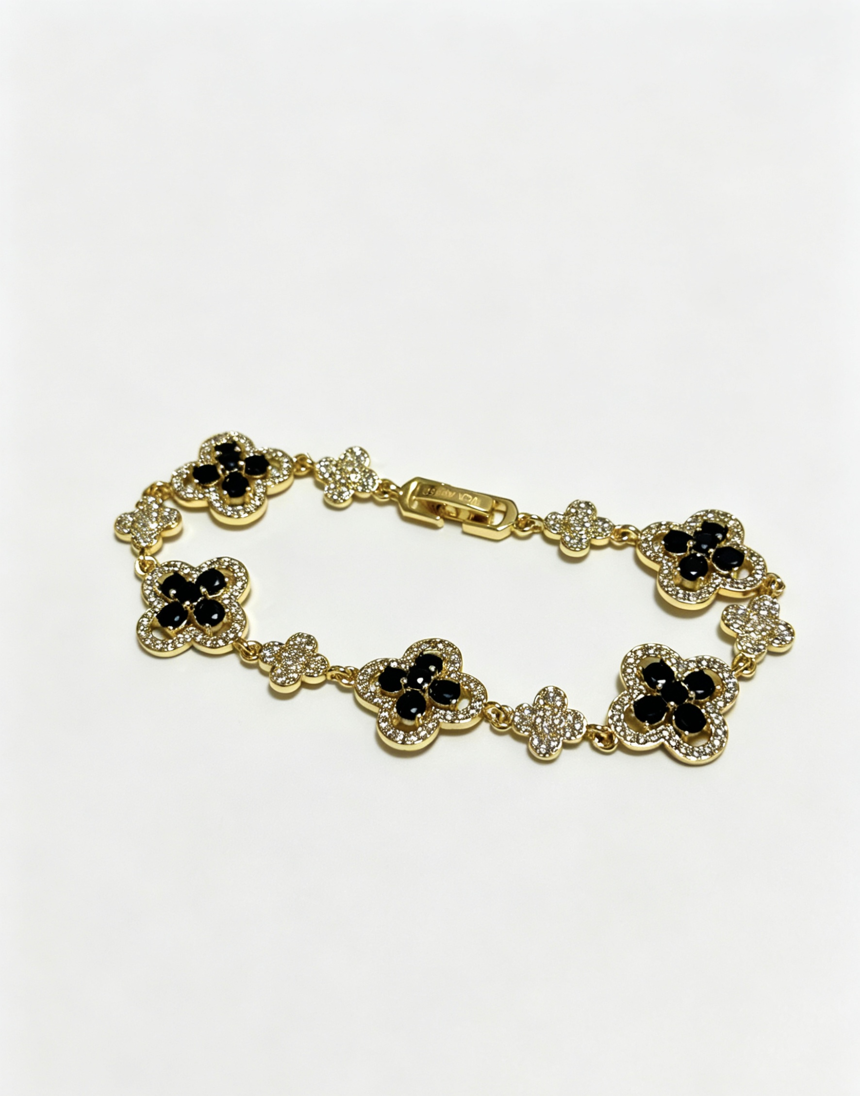Van Cleef & Arpels Haute Couture Haute Joaillerie Fine Jewelry Earrings 2