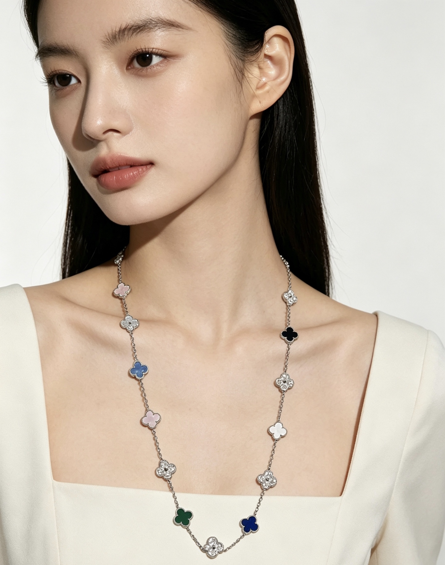 Van Cleef & Arpels Haute Couture Haute Joaillerie Fine Jewelry Earrings 3