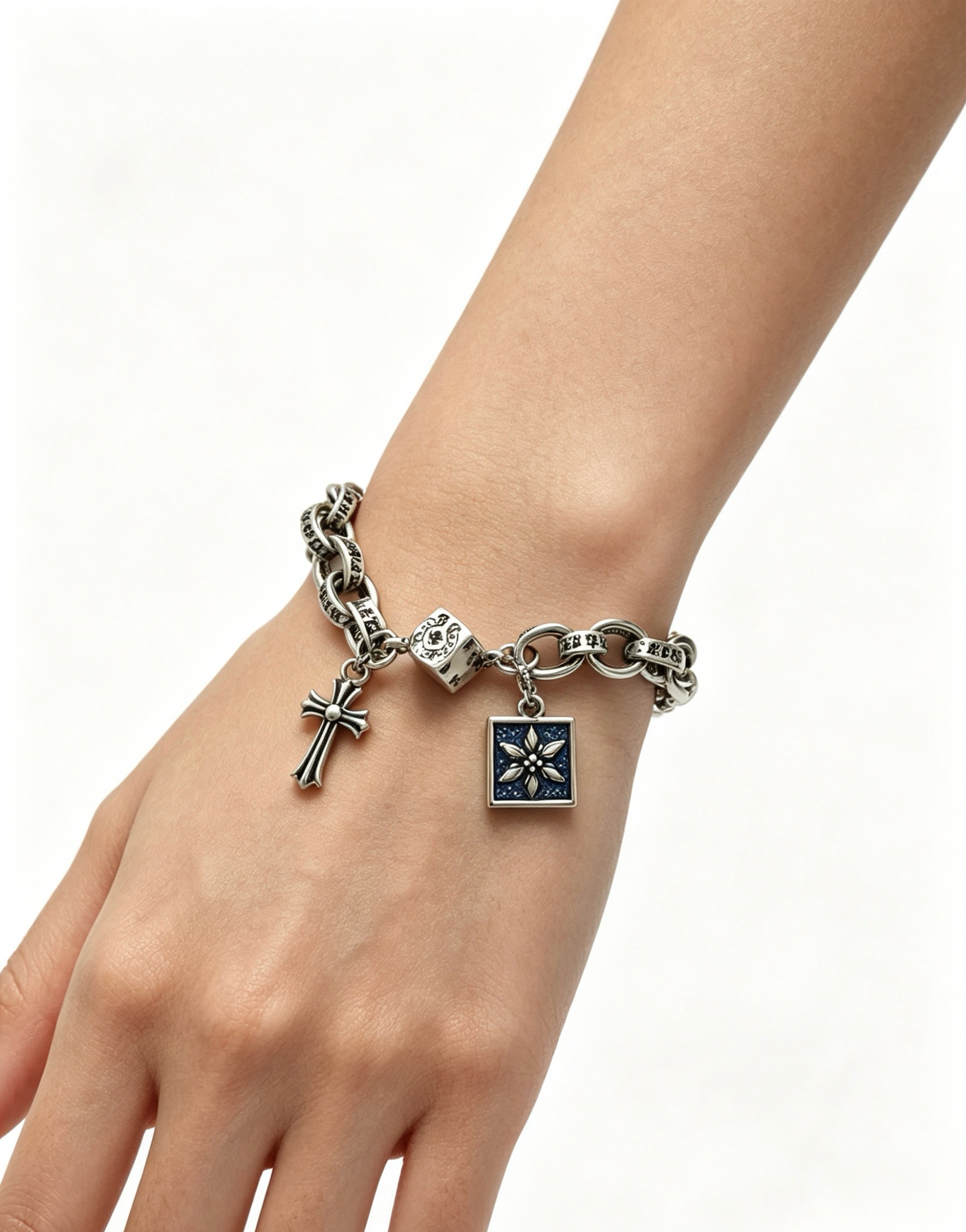 Loewe Haute Couture Haute Couture Fine Jewelry Necklace Bracelet Ring 5