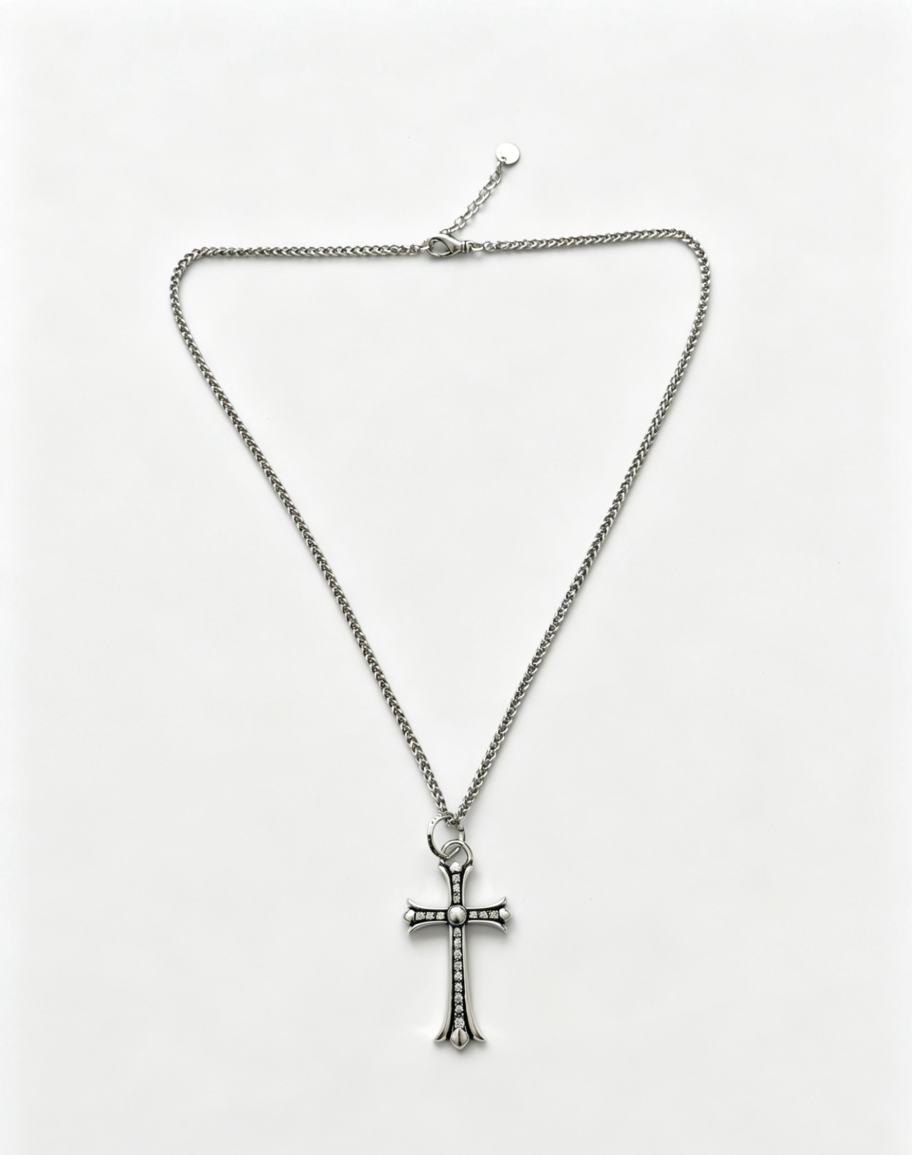 NO:896157,New [counter quality] Chrome Hearts multi-element retro cross necklace. The concave and convex shapes have different pattern design styles, showing a distinctive cross. The Scout flower is the symbol of Chrome Hearts, so it is more durable. Genuine pattern-printed Chrome Hearts distinguishes the ordinary light version in the market. Match the version and standard quality. Look at the printing details. The degree of retro gray oxidation. Seiko version!  !  !  Purely handmade, authentic molded fashion essentials, can be worn by both men and women, same style for couples, original official website, rock punk Thai silver style, retro elements, trendy and versatile (60cm), fine jewelry, chrome hearts, chrome hearts, necklace19860909新款【专柜品质】Chrome Hearts克罗心多元素复古十字架项链 凹凸造型不同的花纹设计风格 呈现出与众不同 十字架 童军花是克罗心的志 所以更经久不衰 正品打版Chrome Hearts克罗心 区别市场普通轻版 对版对标品质 看字印细节 复古做旧灰氧程度.精工版本！！！ 纯手工打造 正品开模潮流时尚必备 男女均可佩戴 情侣同款 官网原版 摇滚朋克泰银风格 复古元素 潮流百搭（60cm）,饰品精品,chrome hearts,chrome hearts,necklace,Jewelry