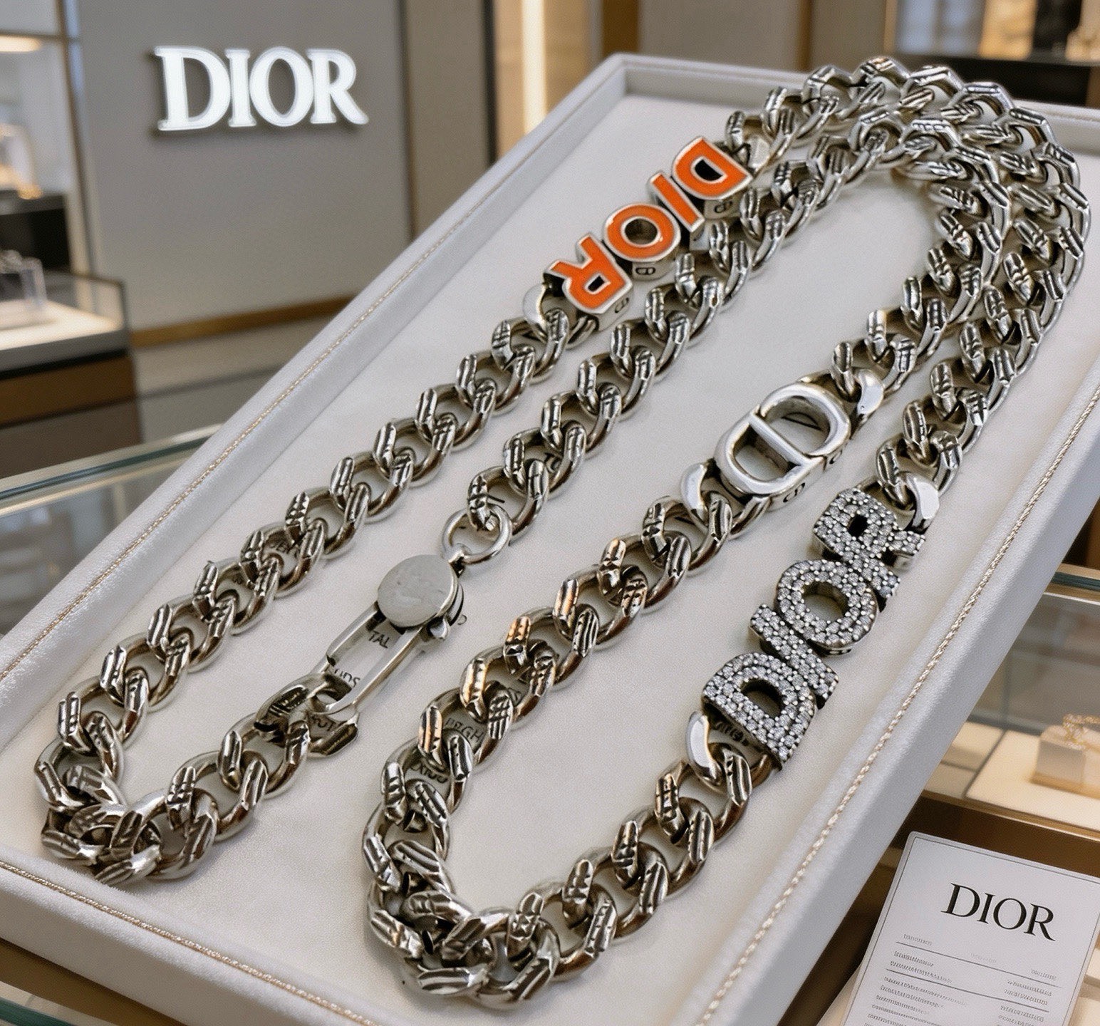 Dior Haute Joaillerie Fine Jewelry Earrings Necklace Ring Ref.30B2CE39 4