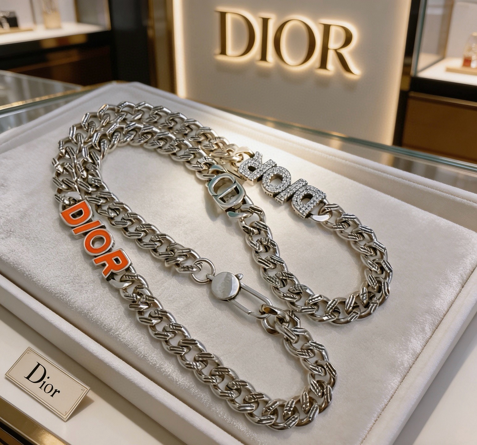Dior Haute Joaillerie Fine Jewelry Earrings Necklace Ring Ref.30B2CE39 7