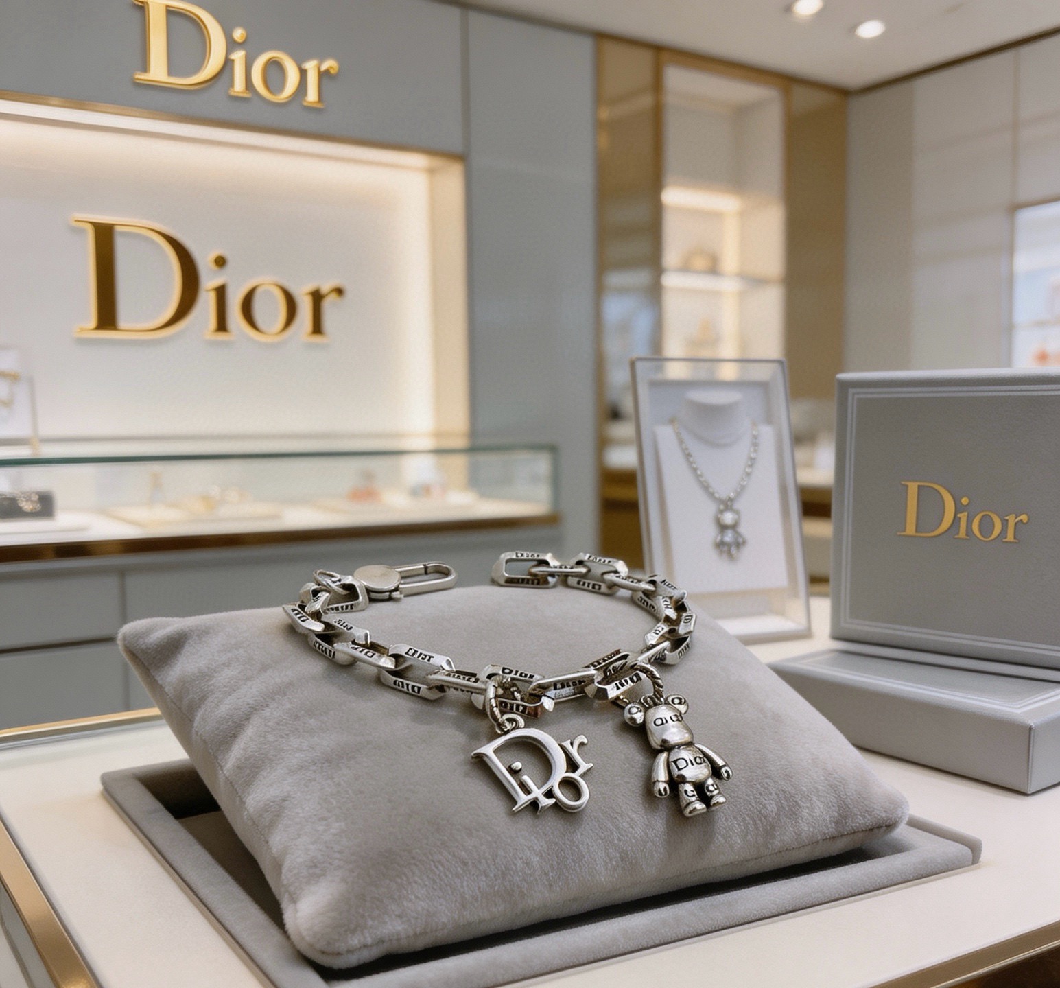 Dior Haute Joaillerie Fine Jewelry Earrings Necklace Ring Ref.6094579F 2