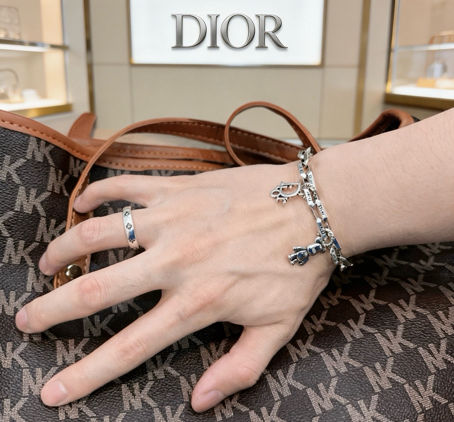 Dior Haute Joaillerie Fine Jewelry Earrings Necklace Ring Ref.6094579F 7