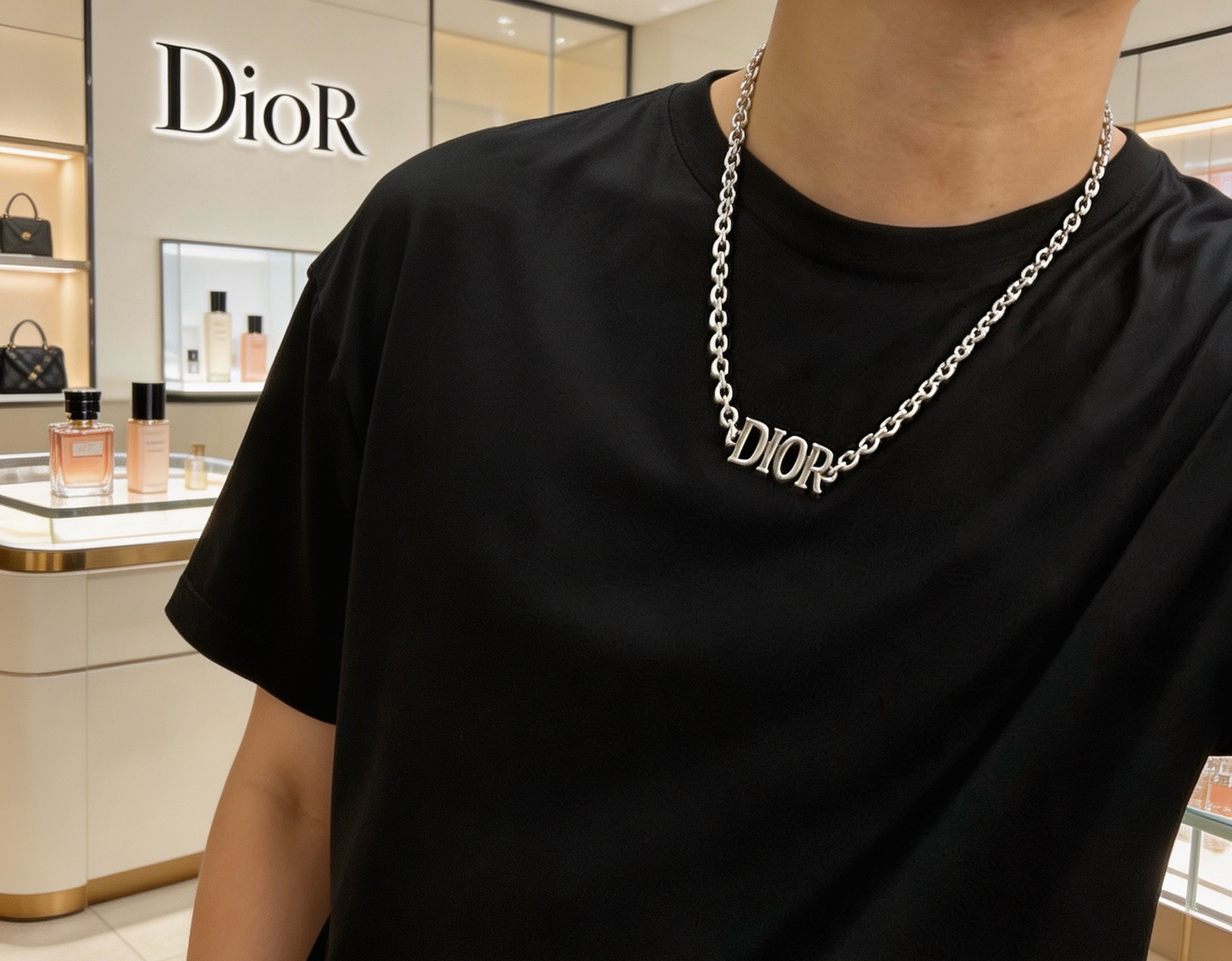 DIOR新款 迪奥项链🇷🇼原单货🇷🇼专柜新款开模复古潮流时尚必备 男女均可佩戴 情侣款同款 摇滚朋克泰银风格 复古元素 