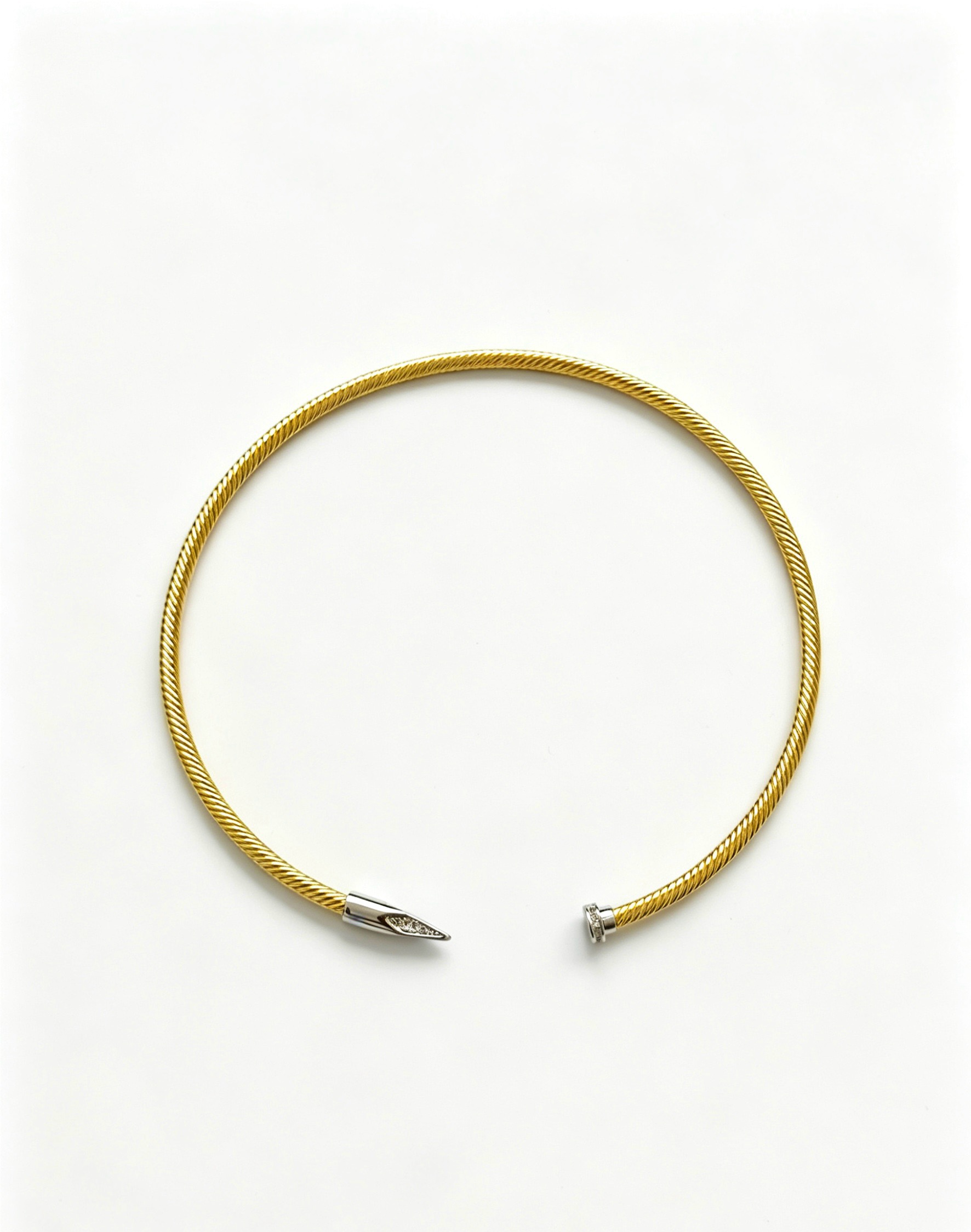 NO:922484,Cartier necklace V gold material series is in perfect appearance, with unparalleled details. The unique color is completely impeccable, and is decorated with classic design. It is simple yet elegant and eye-catching. The pure handmade combination of V gold adds color, and the upper body is elegant and moving. Same style for men and women, fine jewelry, cartier, necklace19860909卡地亚项链V金材质系列 品相完美,细节无敌,那种独特的色泽完全无可挑剔,再缀以经典设计,简约之余却又优雅夺目,V金纯手工的组合更显气色,上身雅致动人.男女同款,饰品精品,cartier,necklace,Jewelry