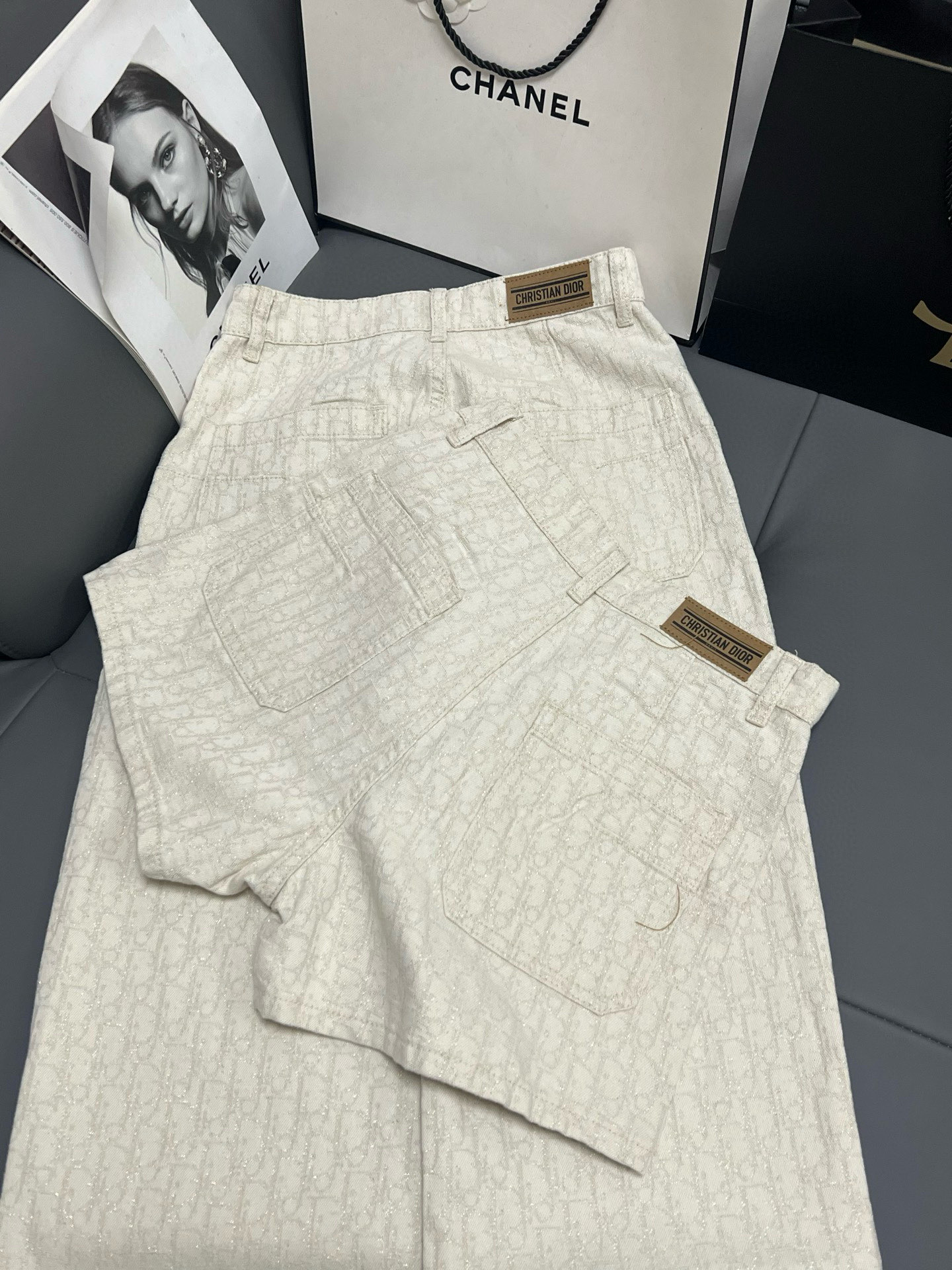 i1744439066782 880 0 6