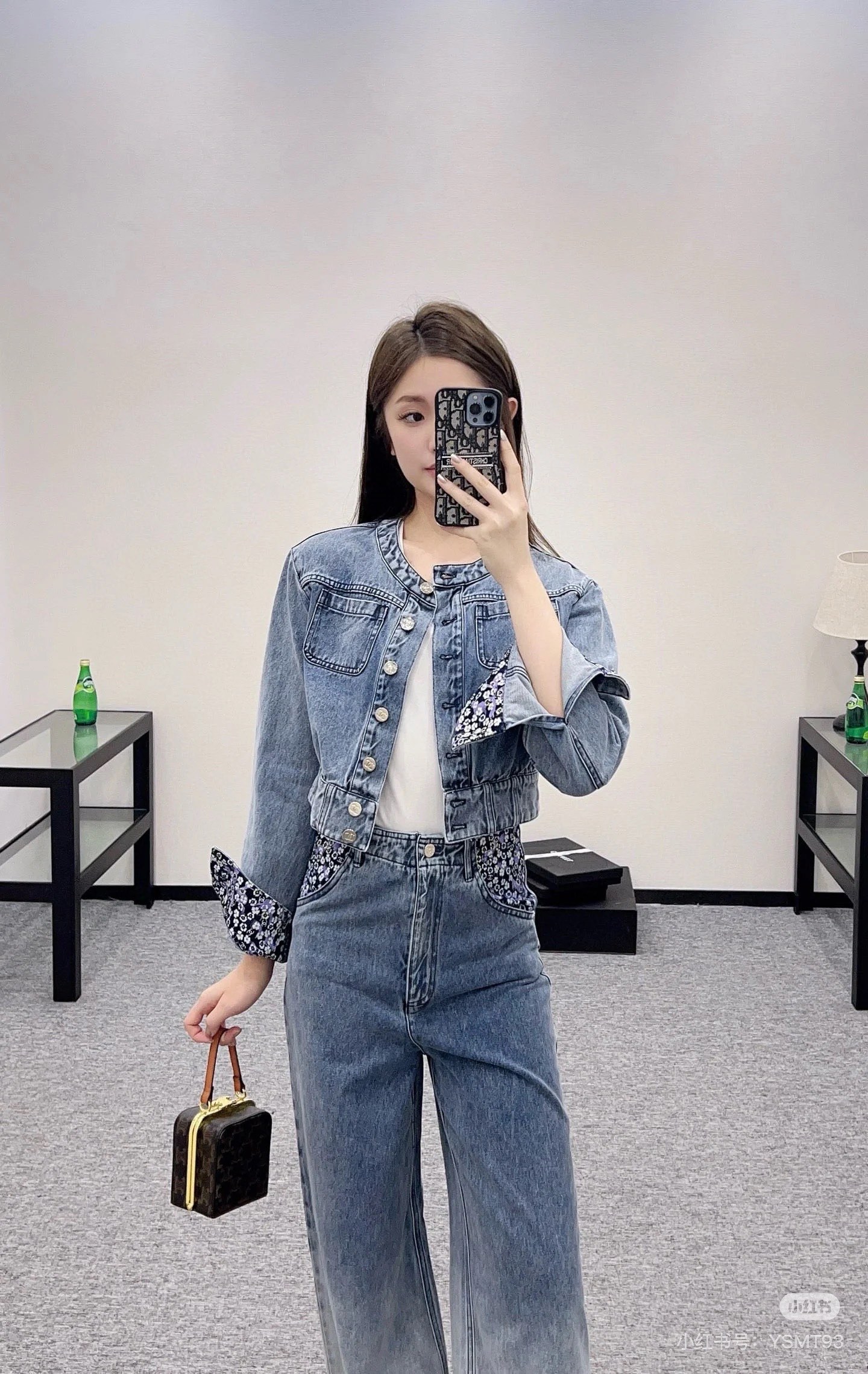 Chanel 2025B Gradient Wide Leg Jeans Denim Blue, Straight Leg, Stylish and Slim Fit 5 i1755325639248 2129 0 4