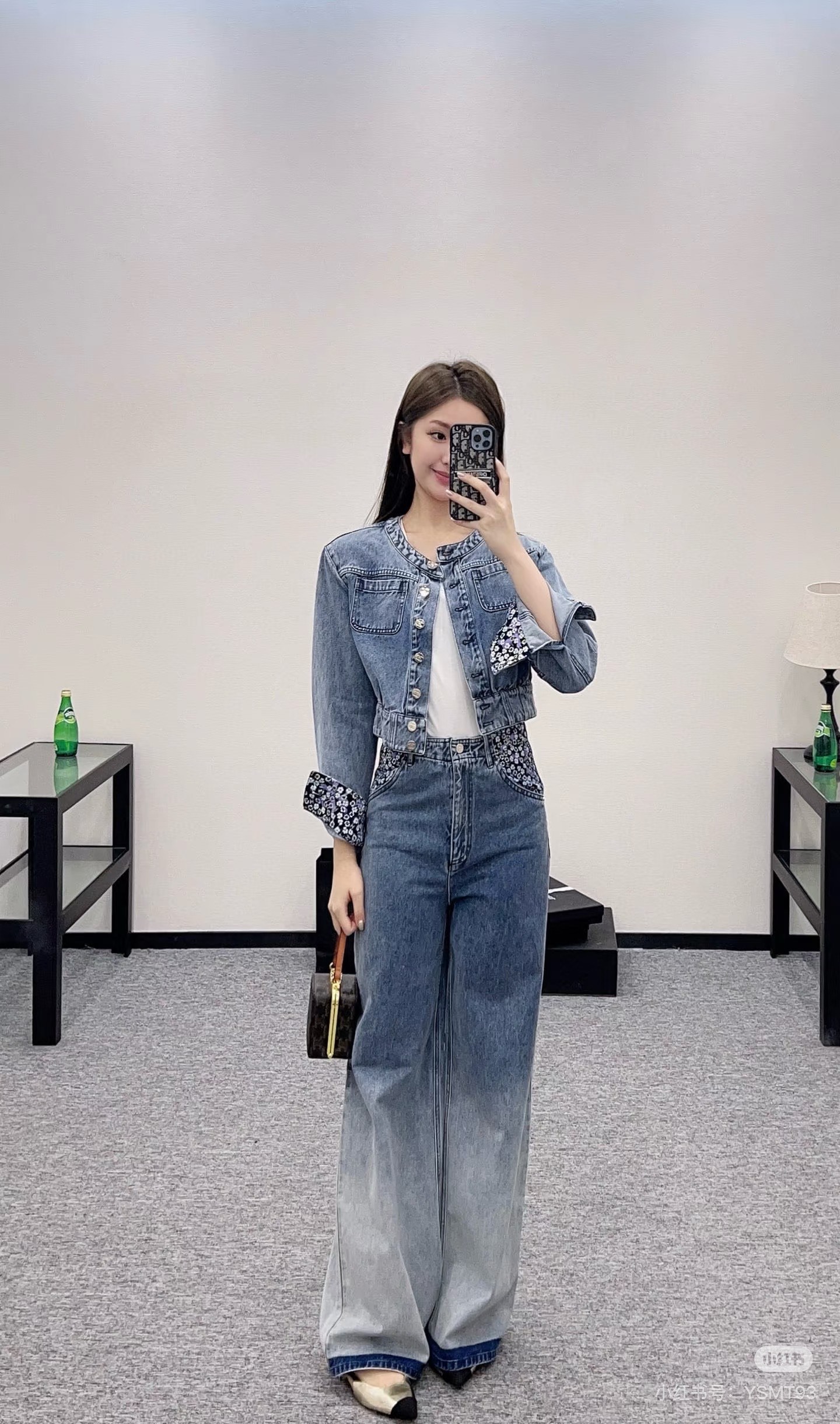 Chanel 2025B Gradient Wide Leg Jeans Denim Blue, Straight Leg, Stylish and Slim Fit 1 i1755325639274 8971 0 0