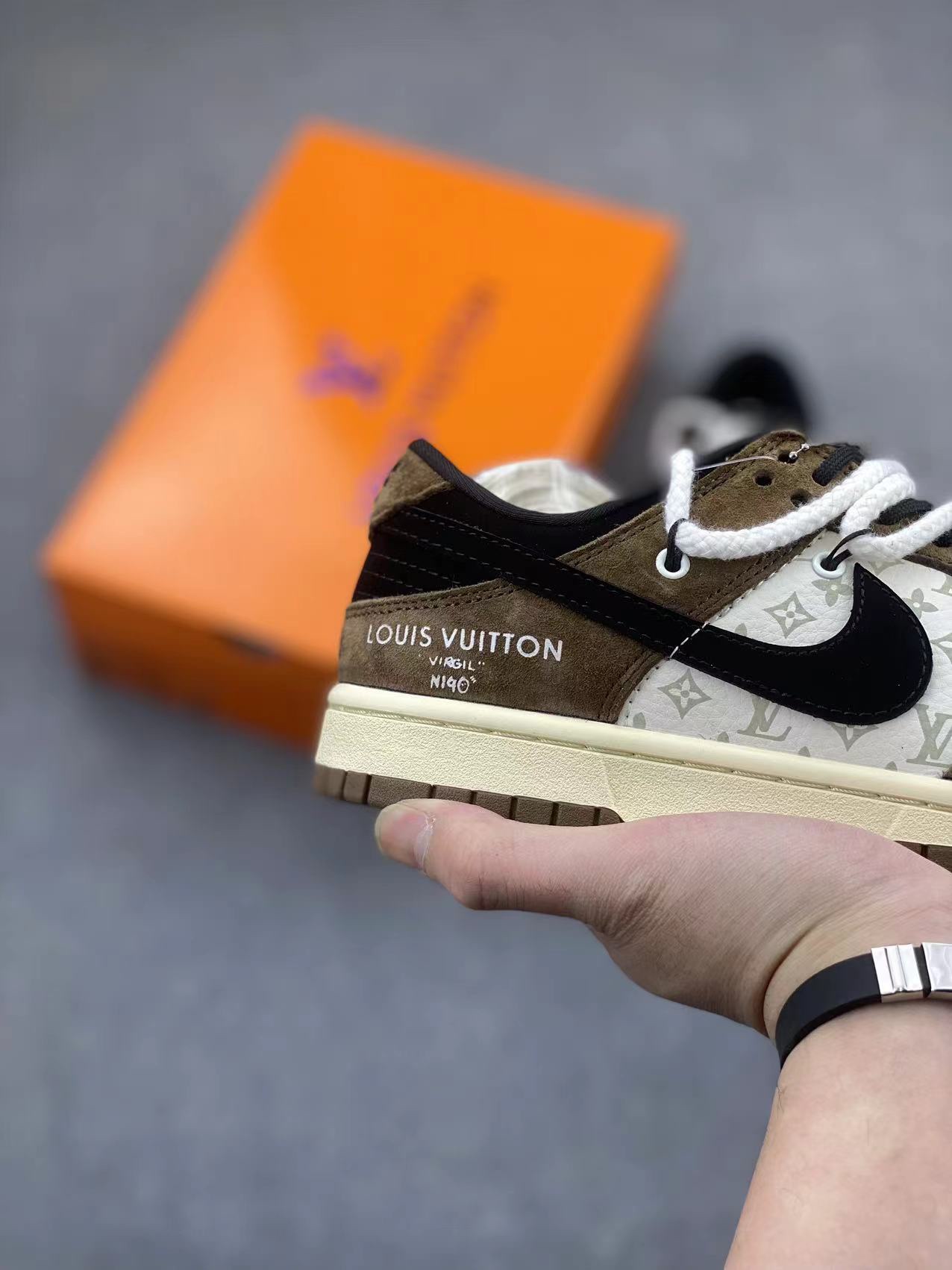 Nike SB Dunk Low Louis Vuitton Collab Brown/White Custom Sneakers 6 i1704522755 6561 5
