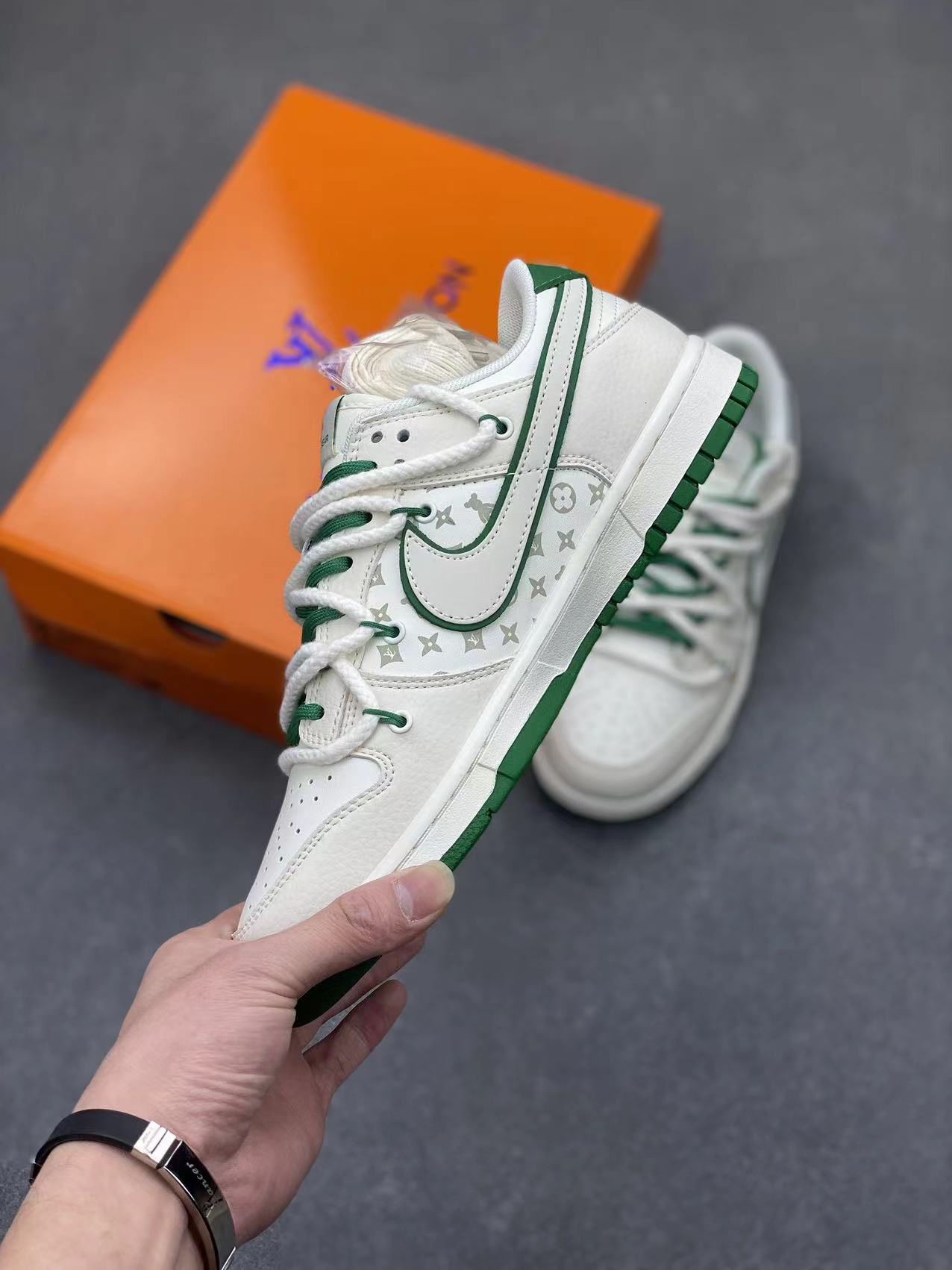 Nike SB Dunk Low Louis Vuitton Custom Green Bear Sneakers - Limited Edition 4 i1704954978 2303 4
