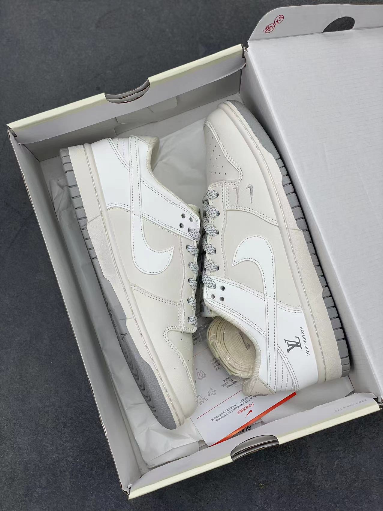 Nike SB Dunk Low Louis Vuitton Custom Sneakers - Limited Edition 10 i1712472775 4877 3