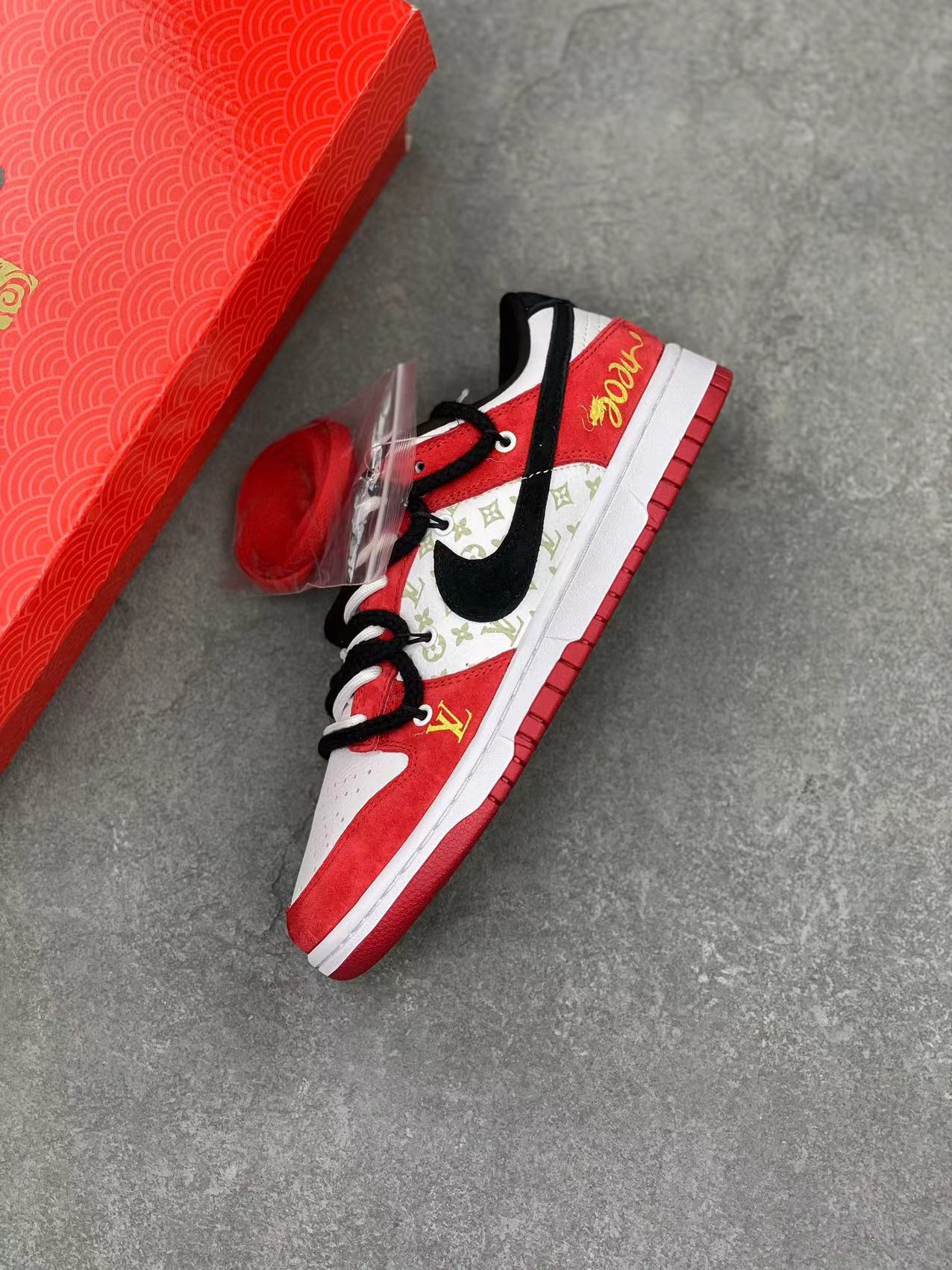 Nike SB Dunk Low 'Year of the Dragon' Custom Sneakers - Red & Black 8 i1712735067 6386 0