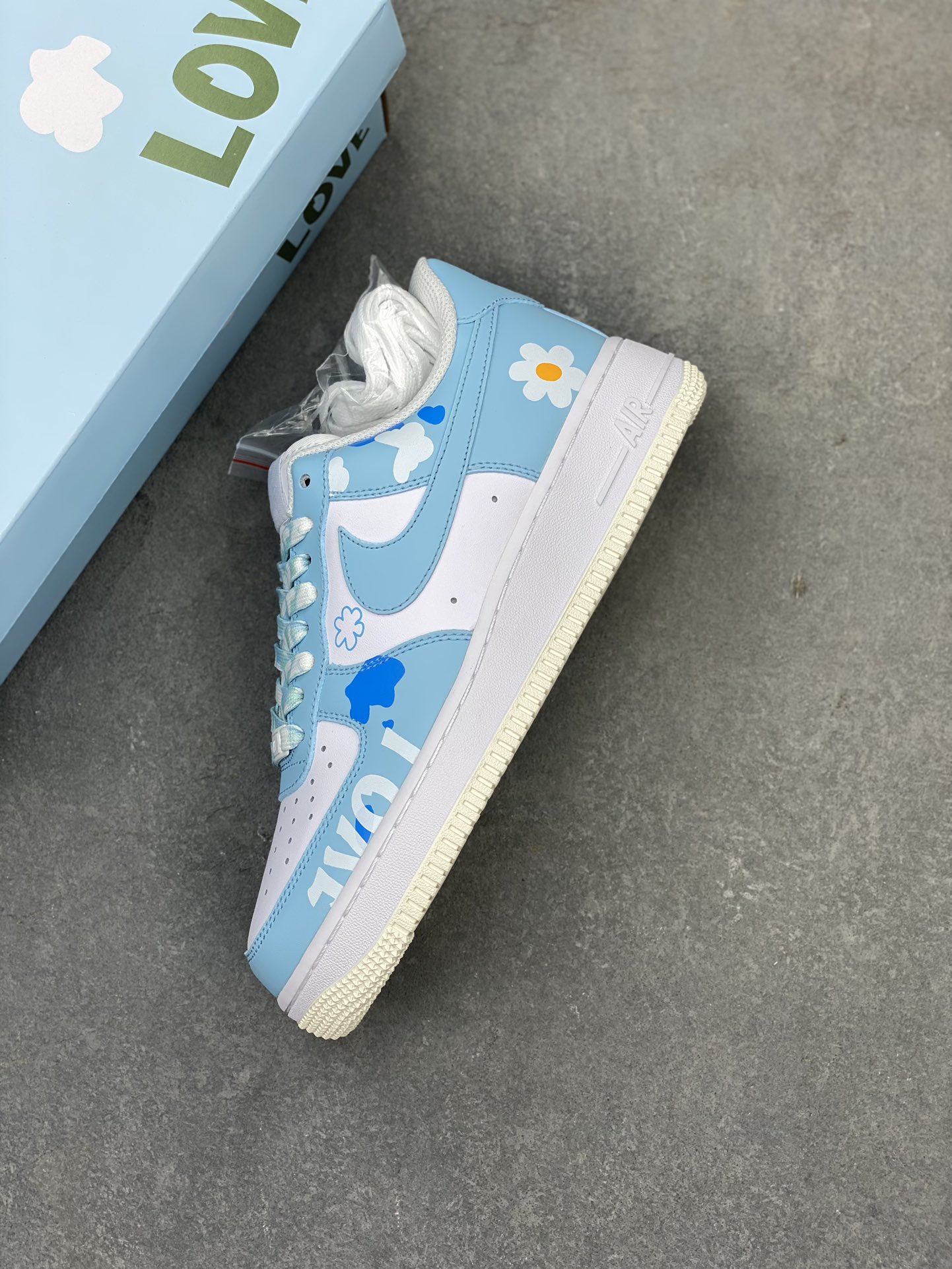 Nike Air Force 1 Low '07 Sky Blue Cloud Custom Casual Sneakers 8 i1719950211 1069 0