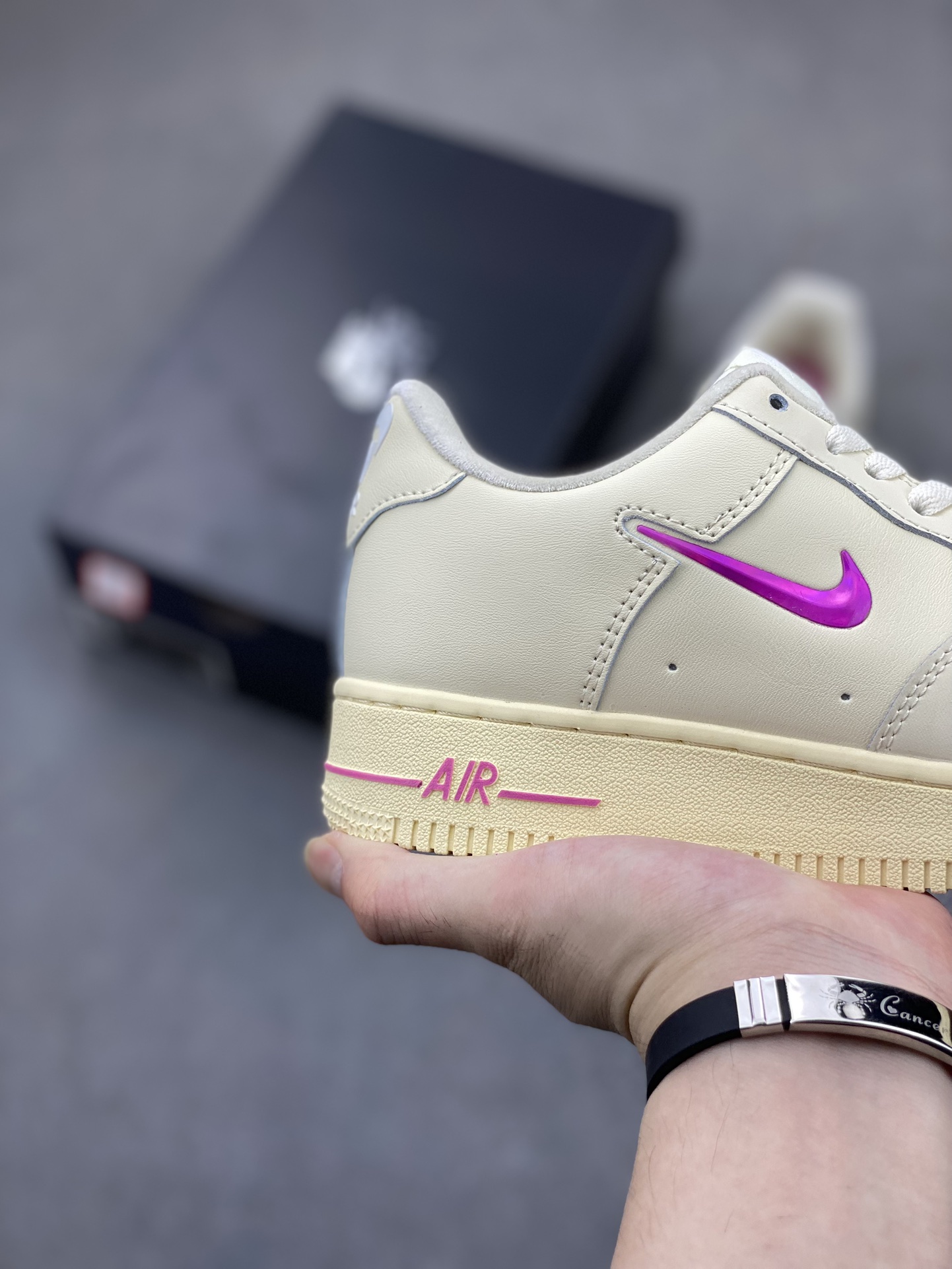 Nike Air Force 1 Low Casual Sneakers FB8251-700 - Versatile & Comfortable 6 i1719950274 7949 2