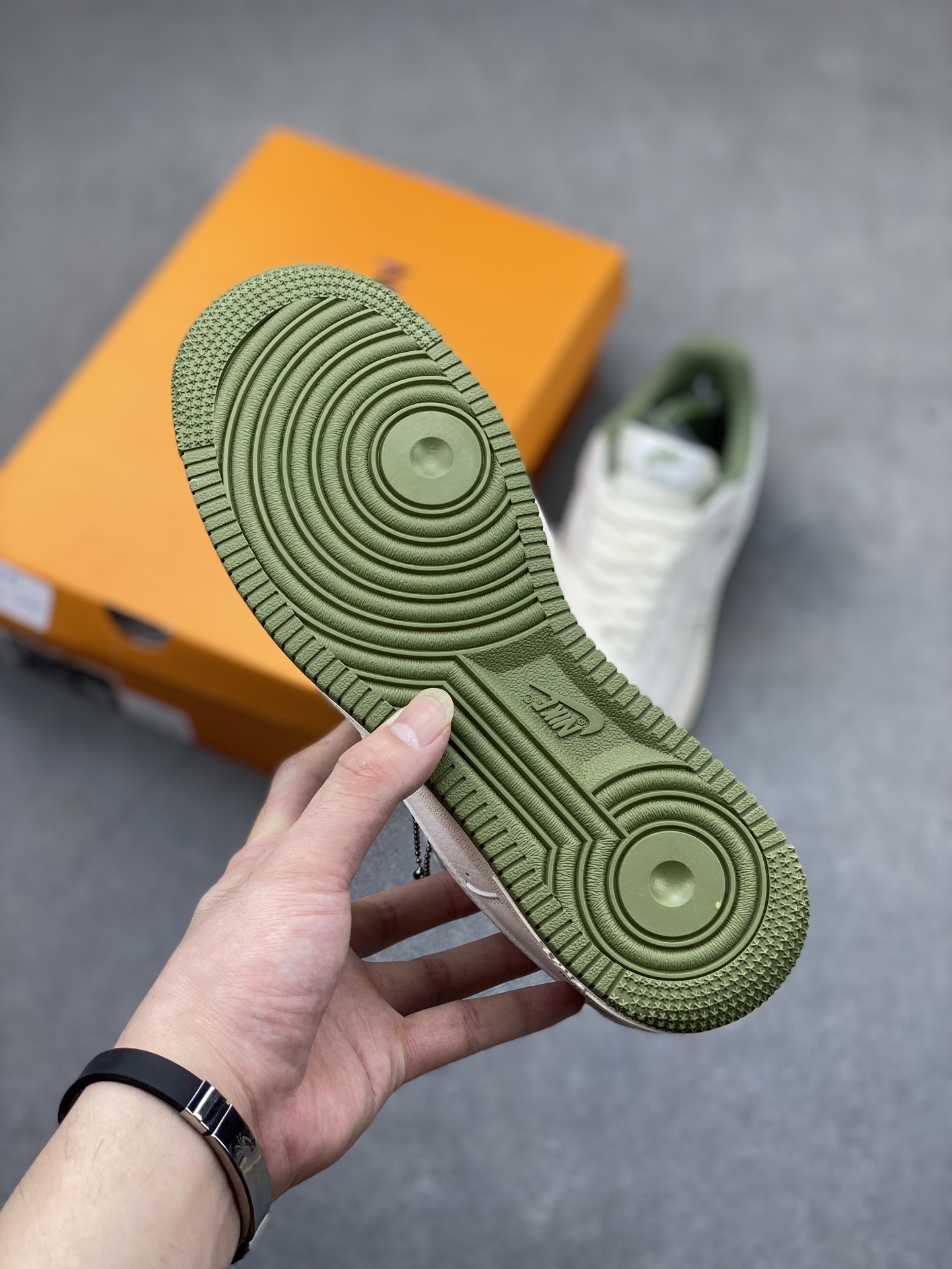Nike Air Force 1 Low Louis Vuitton Collab Sneakers - Limited Edition 7 i1719950328 298 3