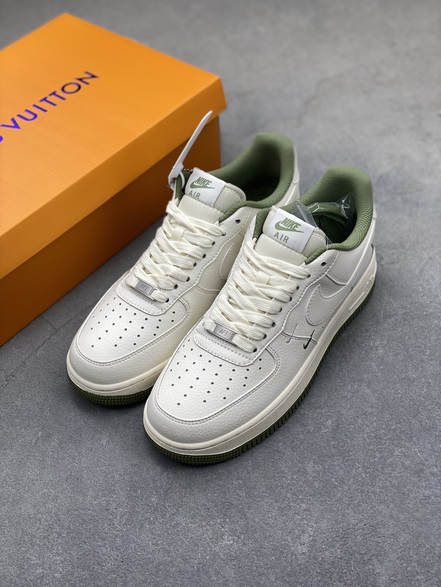 Nike Air Force 1 Low Louis Vuitton Collab Sneakers - Limited Edition 9 i1719950328 6310 6
