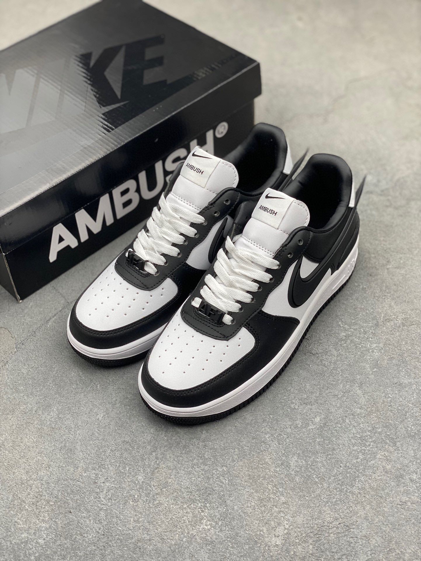 Nike Air Force 1 '07 Low Black White Sneakers - Original Quality & Comfort 9 i1719951331 3642 5