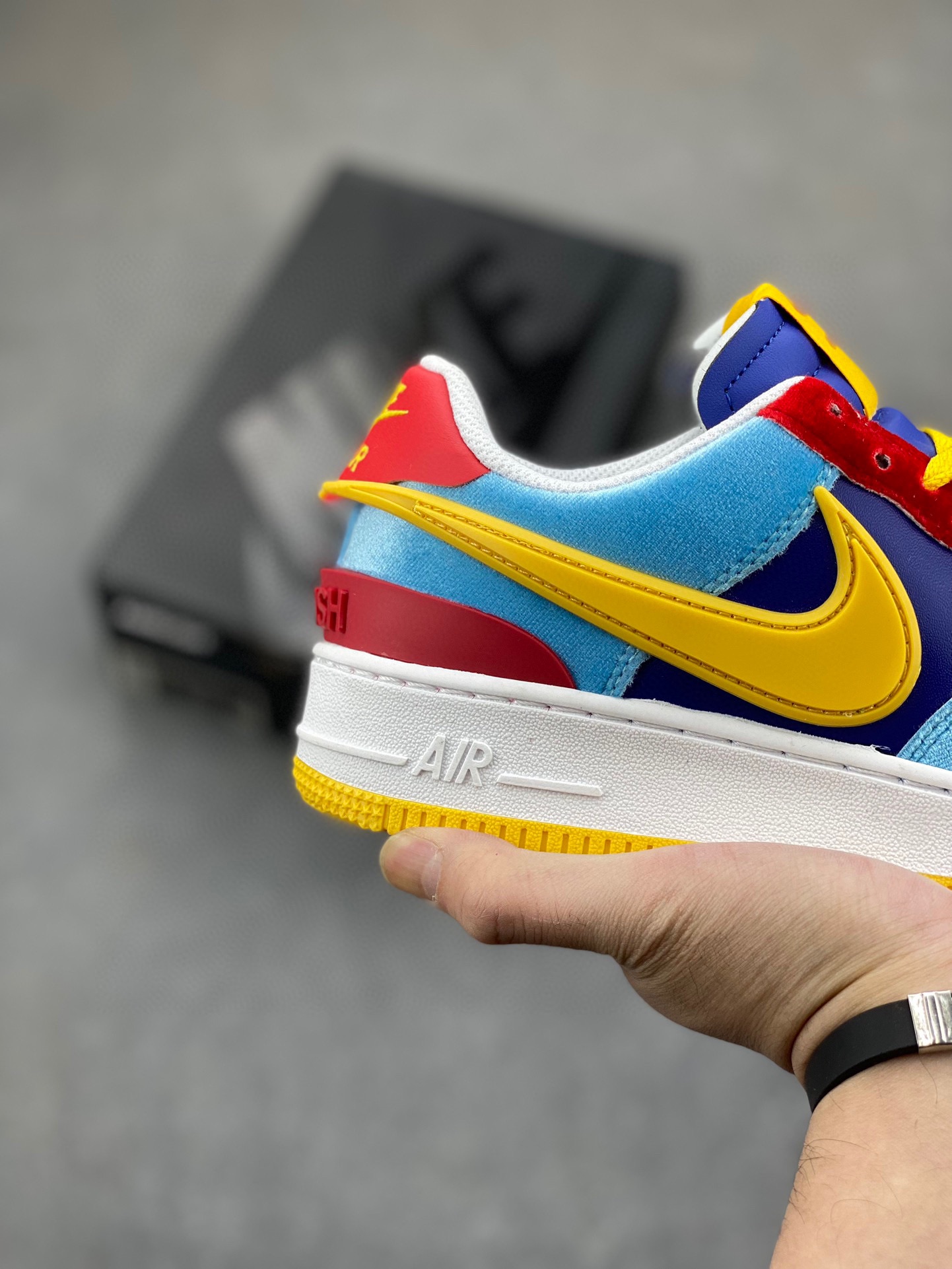 Nike Air Force 1 '07 Low Multi-Color Sneakers - Iconic Style and Comfort 6 i1719951382 7659 8