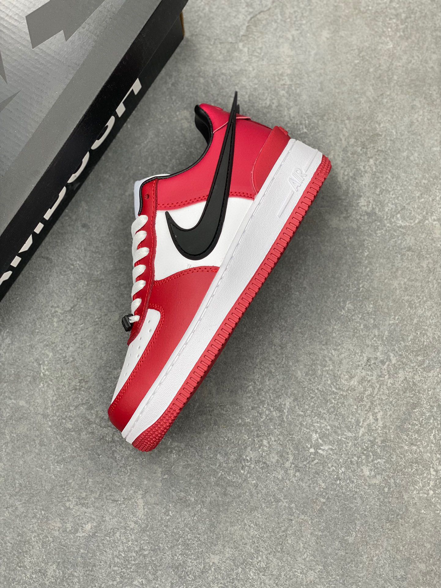 Nike Air Force 1 '07 Low Red/White Sneakers - Iconic Style & Comfort 8 i1719951475 6745 4