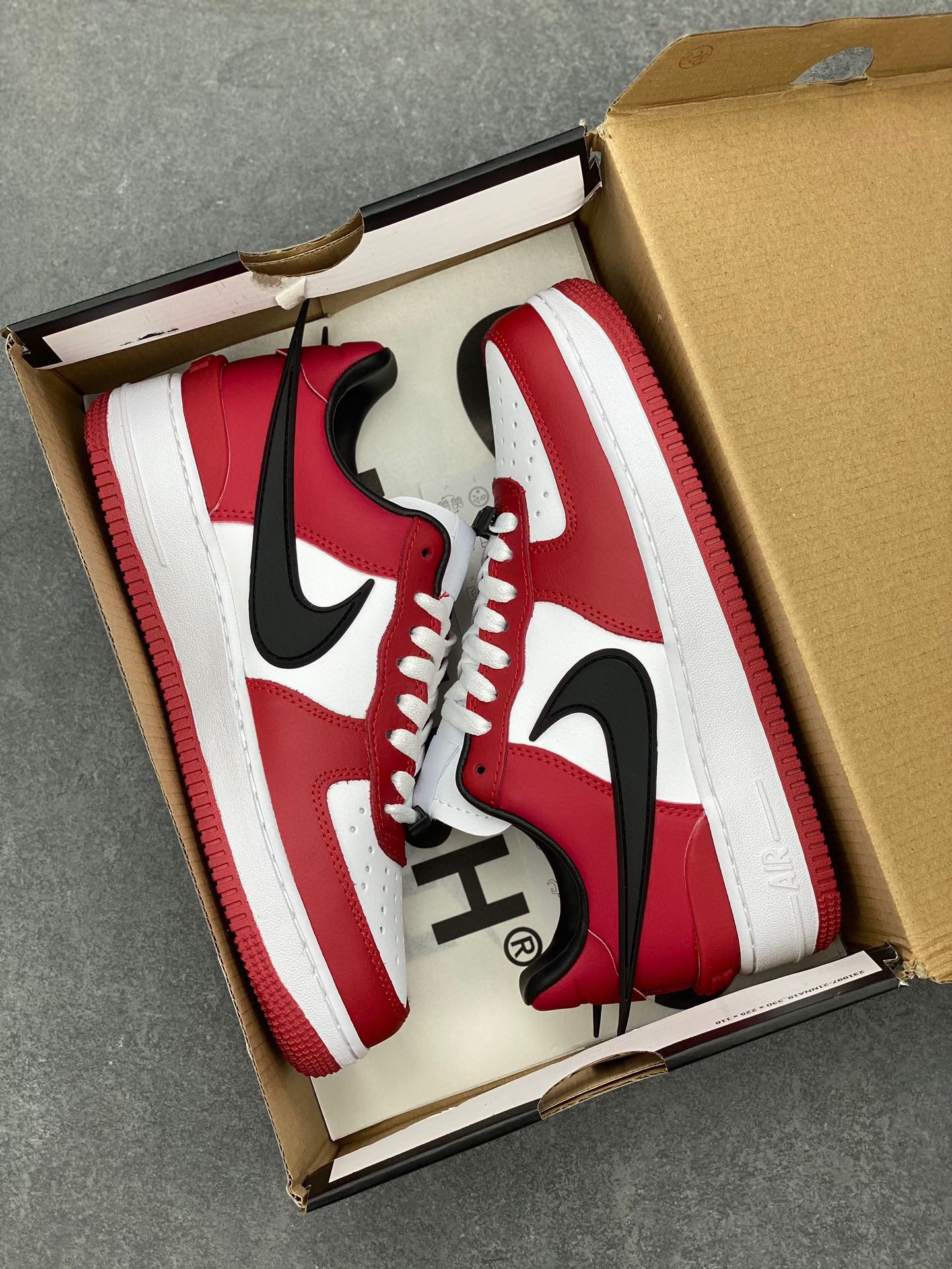 Nike Air Force 1 '07 Low Red/White Sneakers - Iconic Style & Comfort 10 i1719951475 9994 8