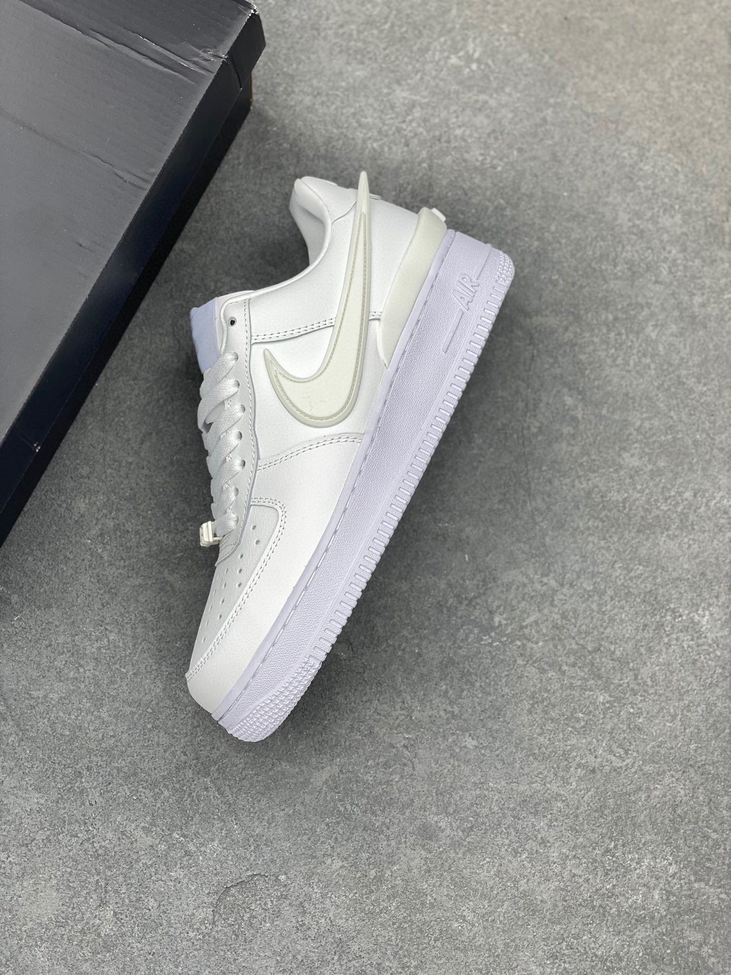 Nike Air Force 1 '07 Low White Sneaker - Iconic Style, Ultimate Comfort 8 i1719951580 1110 0