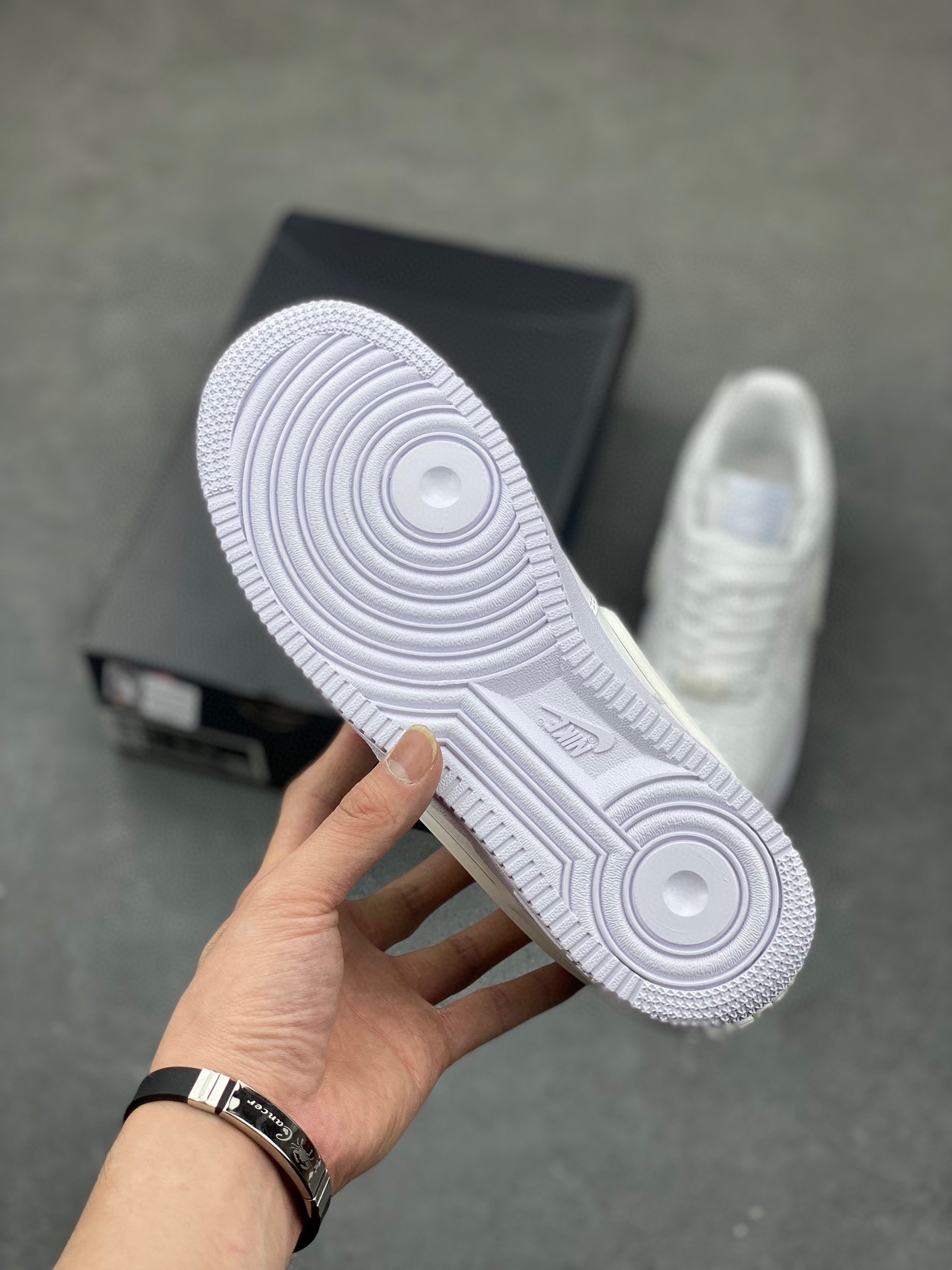 Nike Air Force 1 '07 Low White Sneaker - Iconic Style, Ultimate Comfort 7 i1719951581 8065 0