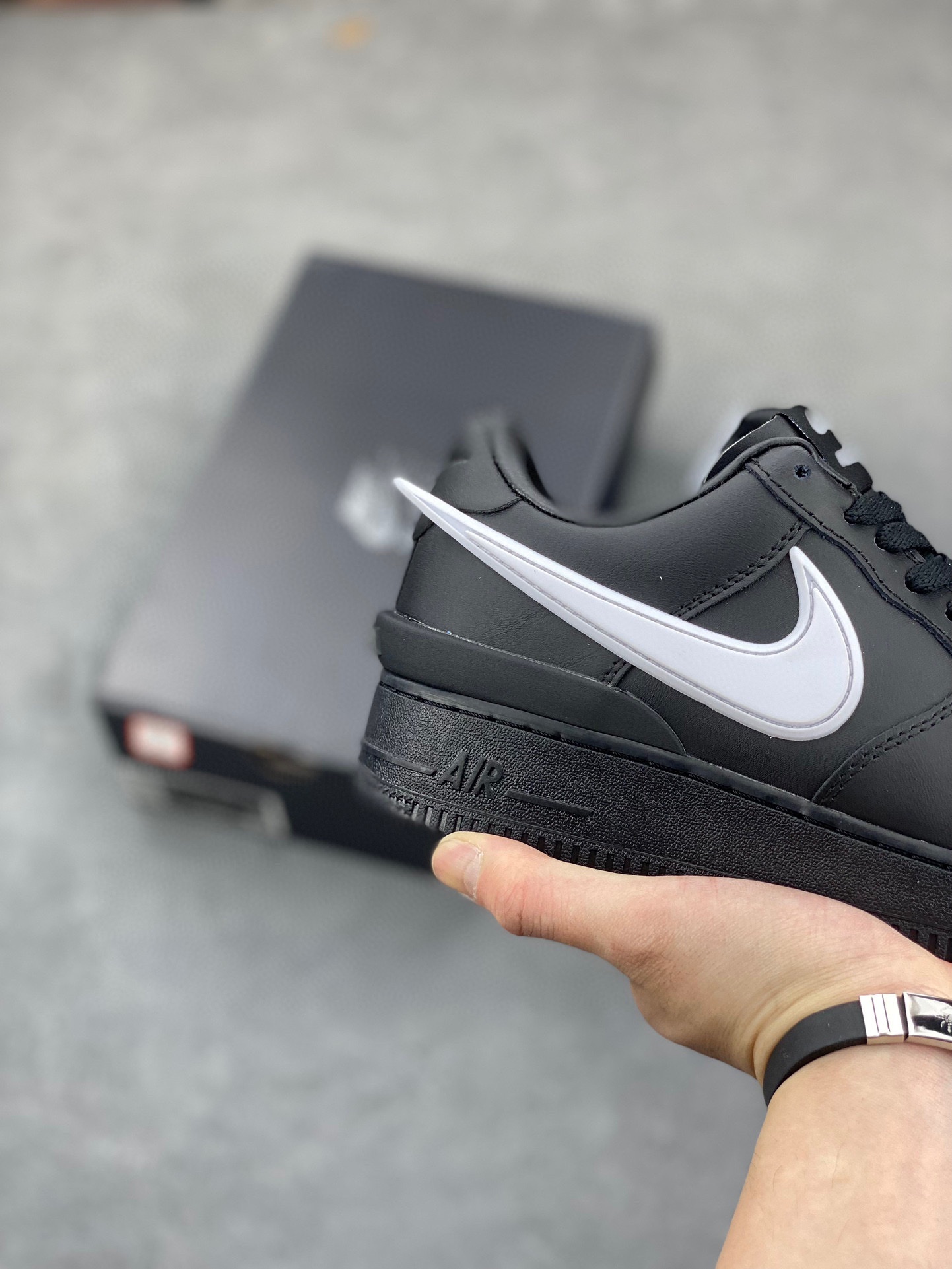 Nike Air Force 1 '07 Low Black/White - Iconic Style & Comfort, All Sizes 6 i1719951607 4585 6