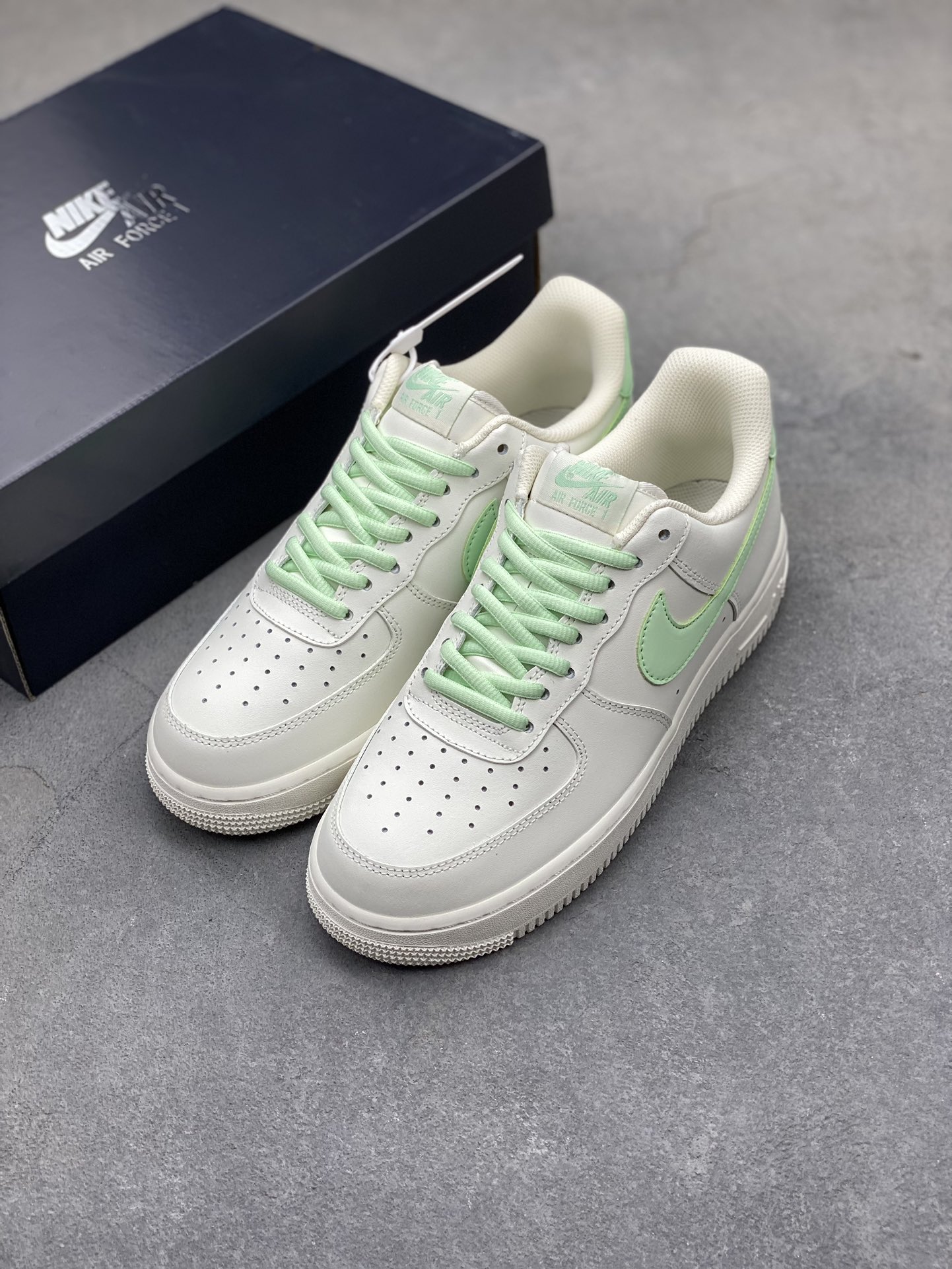 Nike Air Force 1 '07 Low Casual Sneakers - White/Mint - Timeless Style 9 i1720032710 8842 3