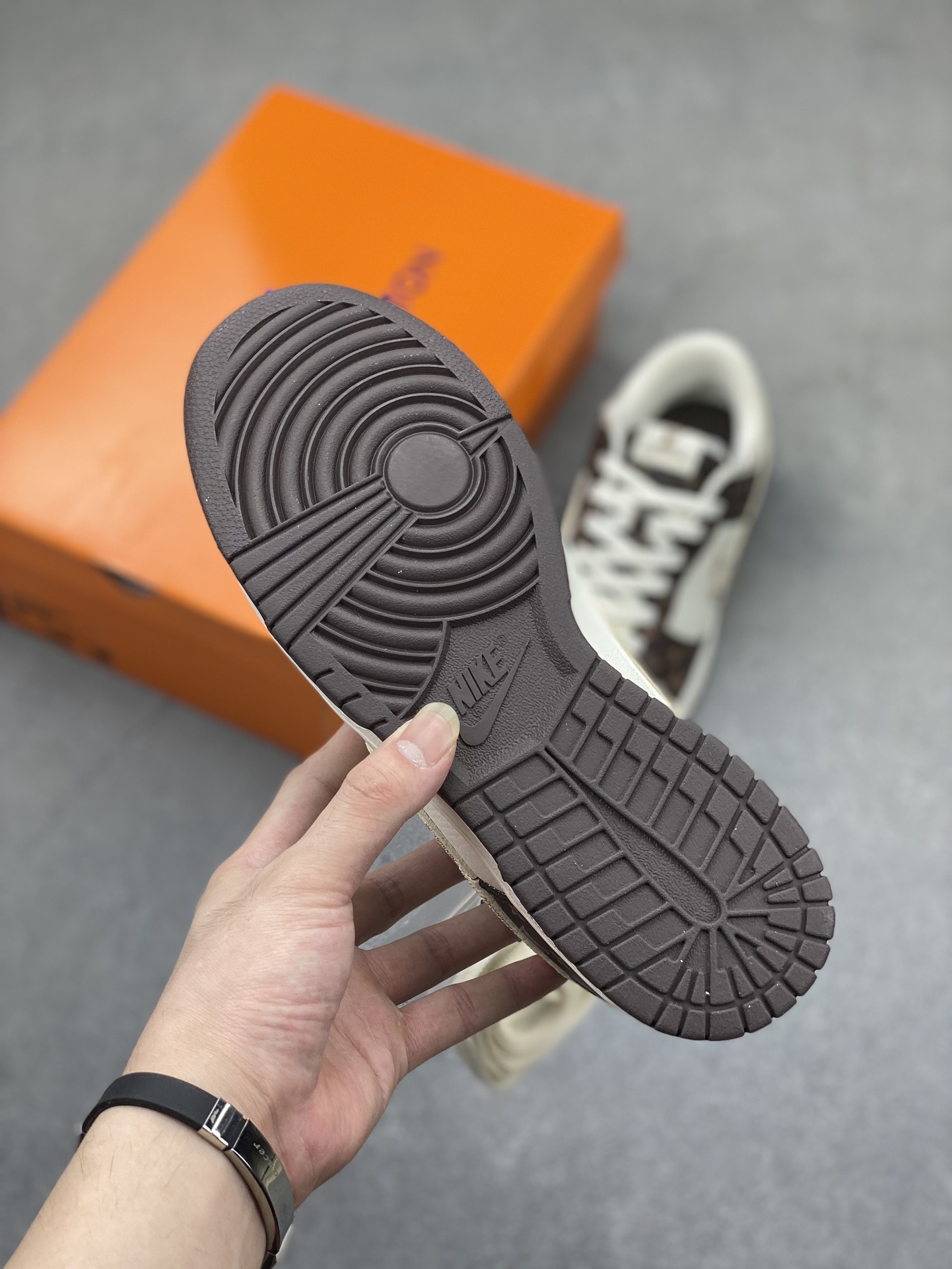 Nike SB Dunk Low Louis Vuitton Collab Brown White - Premium Quality 6 i1720033783 5072 3