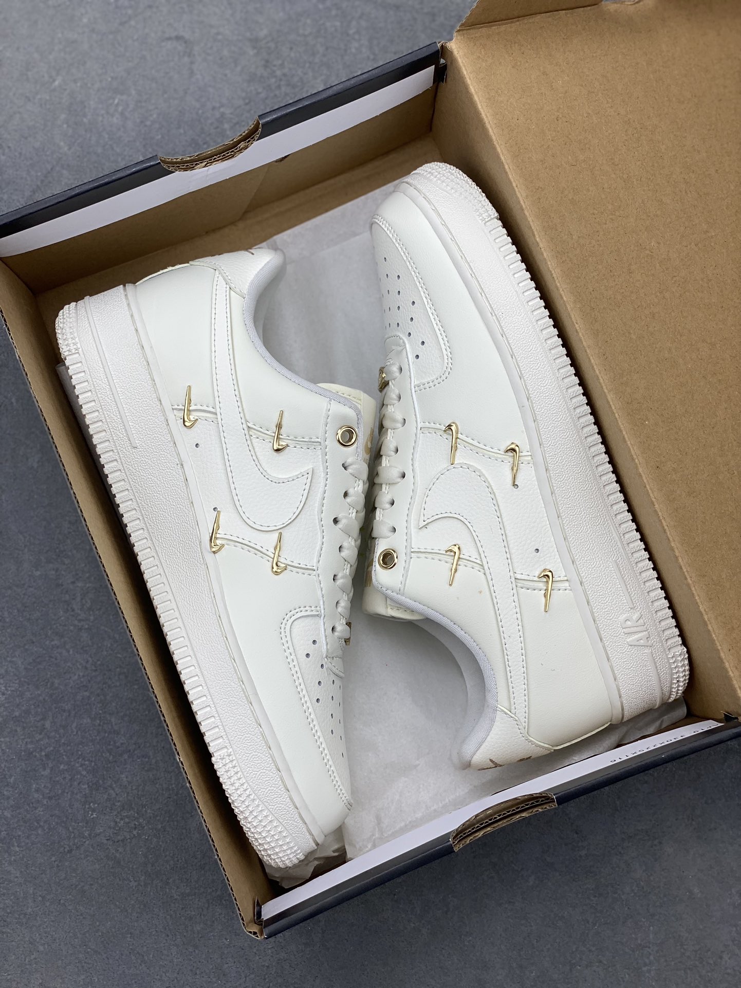 Nike Air Force 1 Low Cut White Gold Hook Casual Sneakers FV3654-111 10 i1720122467 2447 8