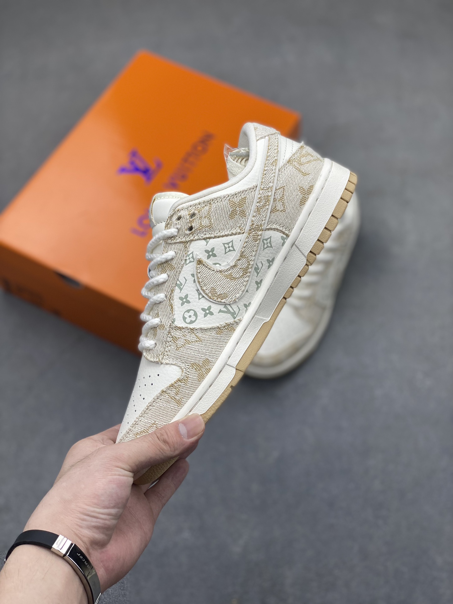 Nike SB Dunk Low Louis Vuitton Collab Custom Beige Casual Sneakers 4 i1720210061 5434 4