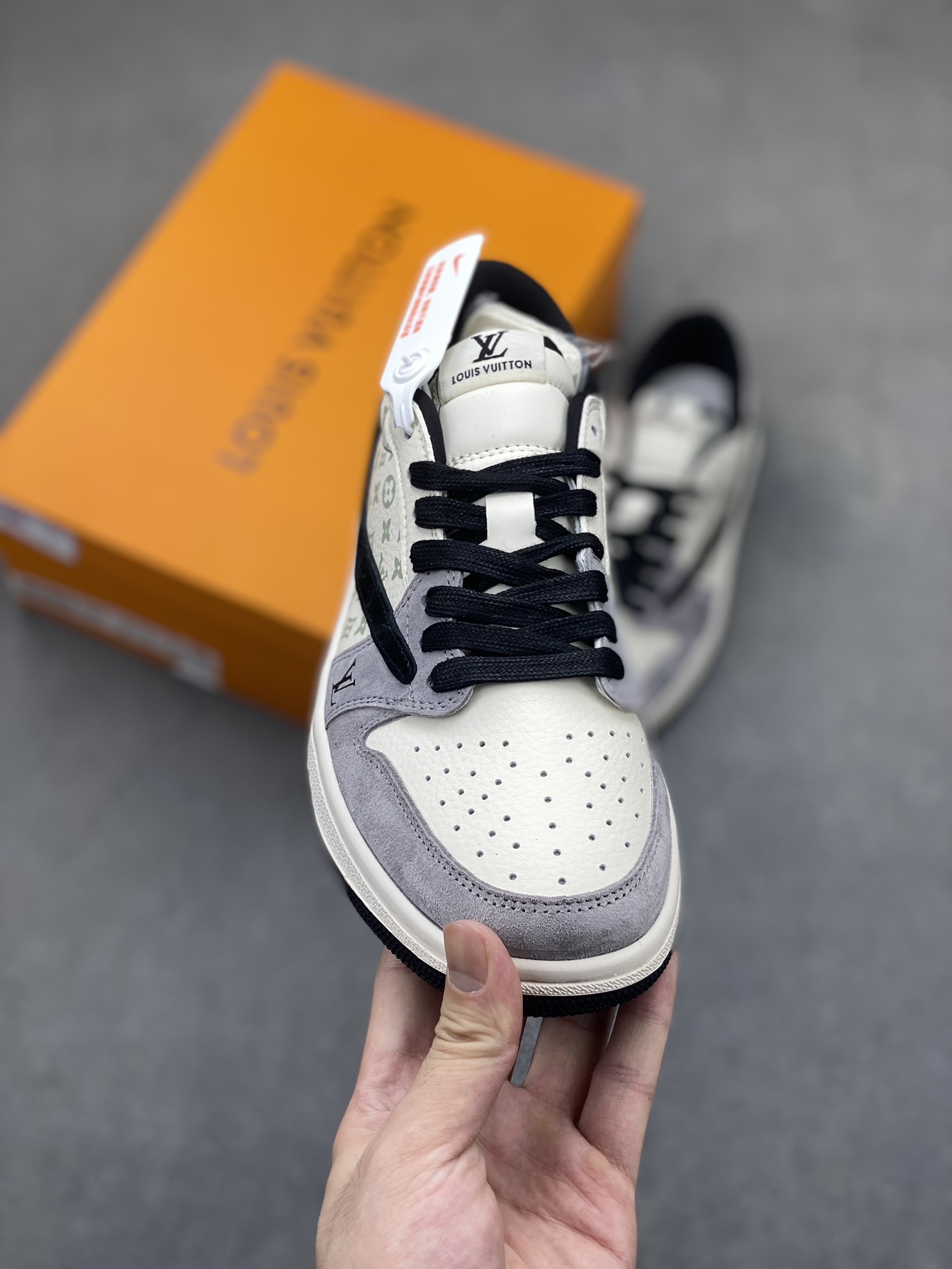 Travis Scott x Fragment Design x Jordan Air Jordan 1 Low - Louis Vuitton 3 i1720210098 2333 2