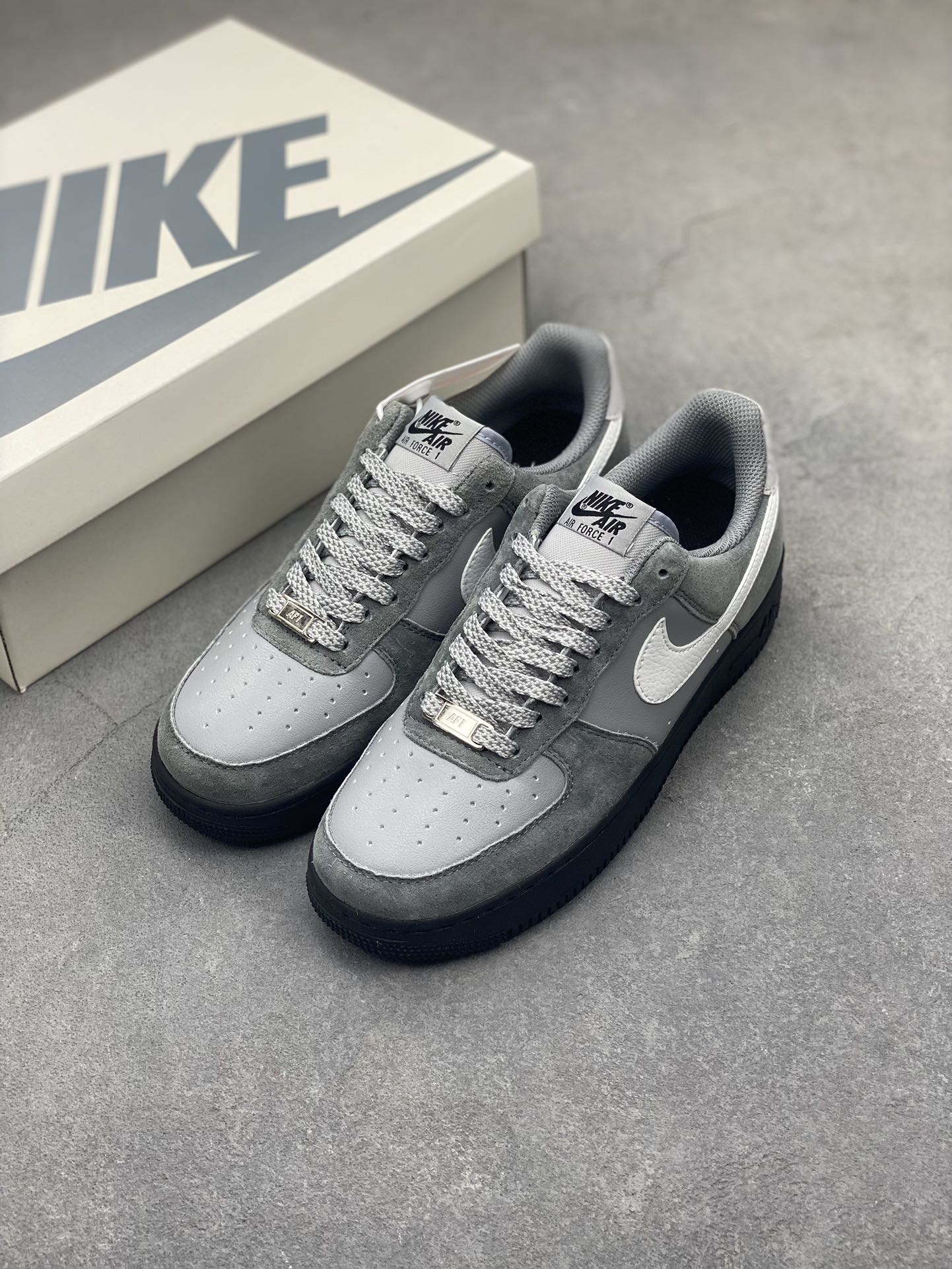 Nike Air Force 1 '07 Low Grey/White - Iconic Style, Ultimate Comfort 9 i1720296316 9896 4