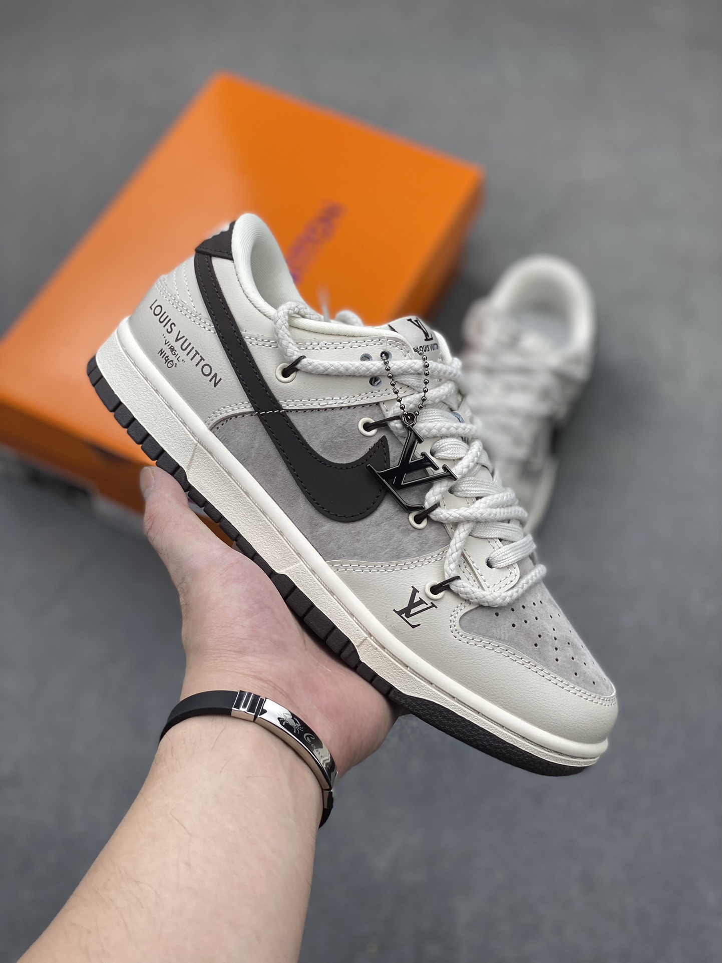 Nike SB Dunk Low Louis Vuitton Custom Coffee Sneakers - Premium Quality 1 i1720991426 4100 2