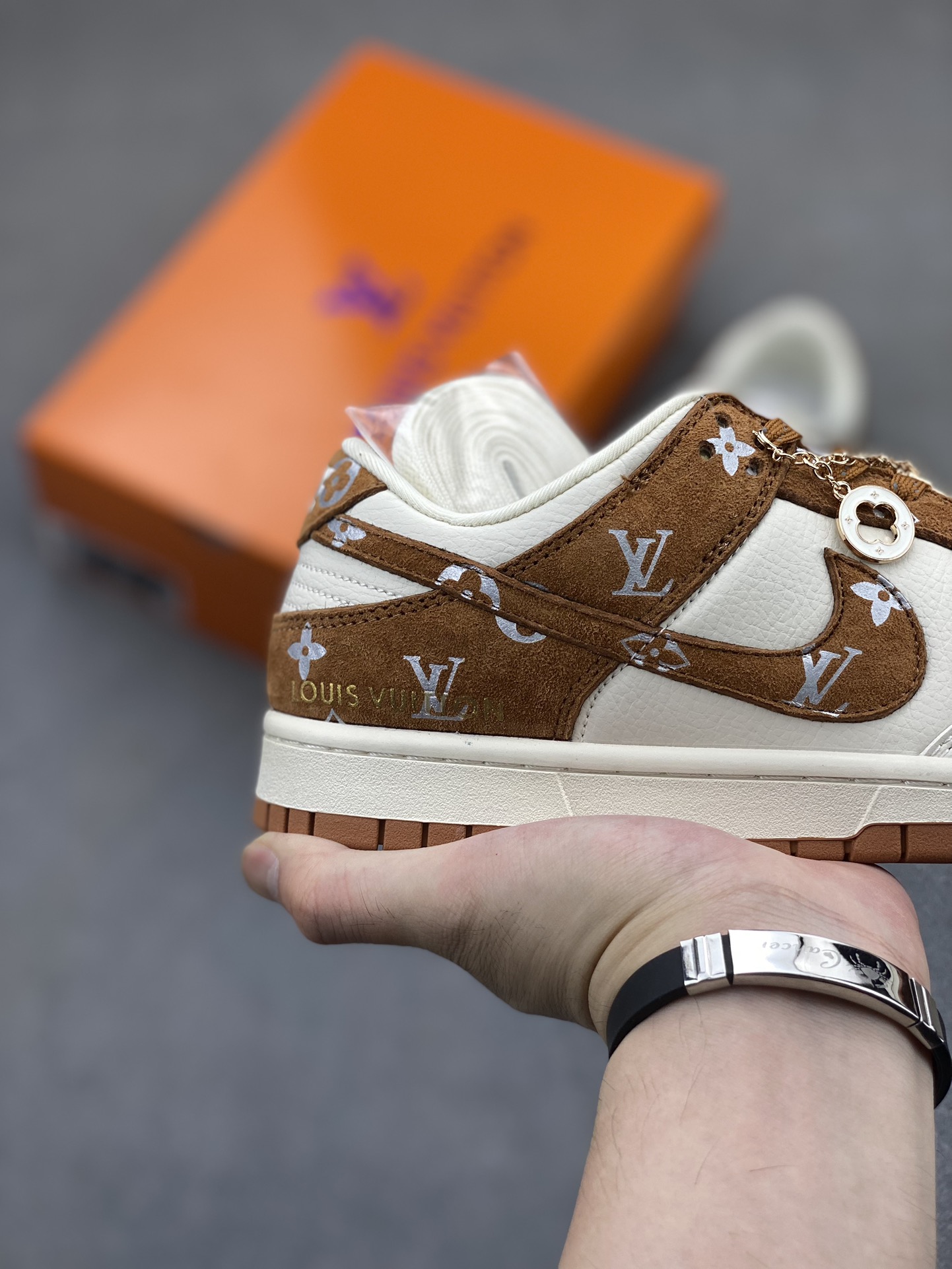 Nike SB Dunk Low Louis Vuitton Custom Sneakers - White/Brown, Limited Edition 5 i1721068879 8639 0