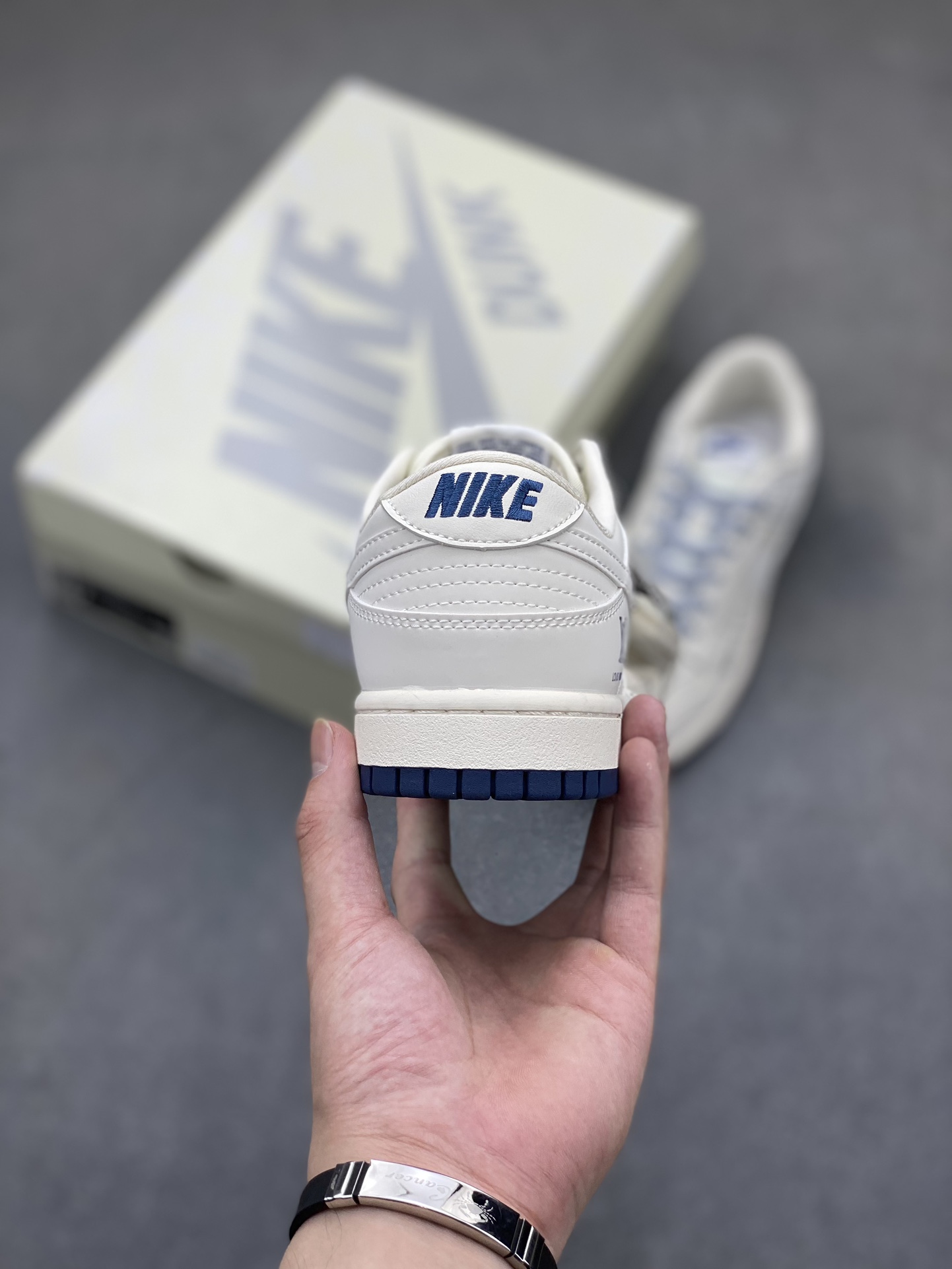 Nike SB Dunk Low Louis Vuitton Custom Blue Bottom Casual Shoes 5 i1721068965 2103 6