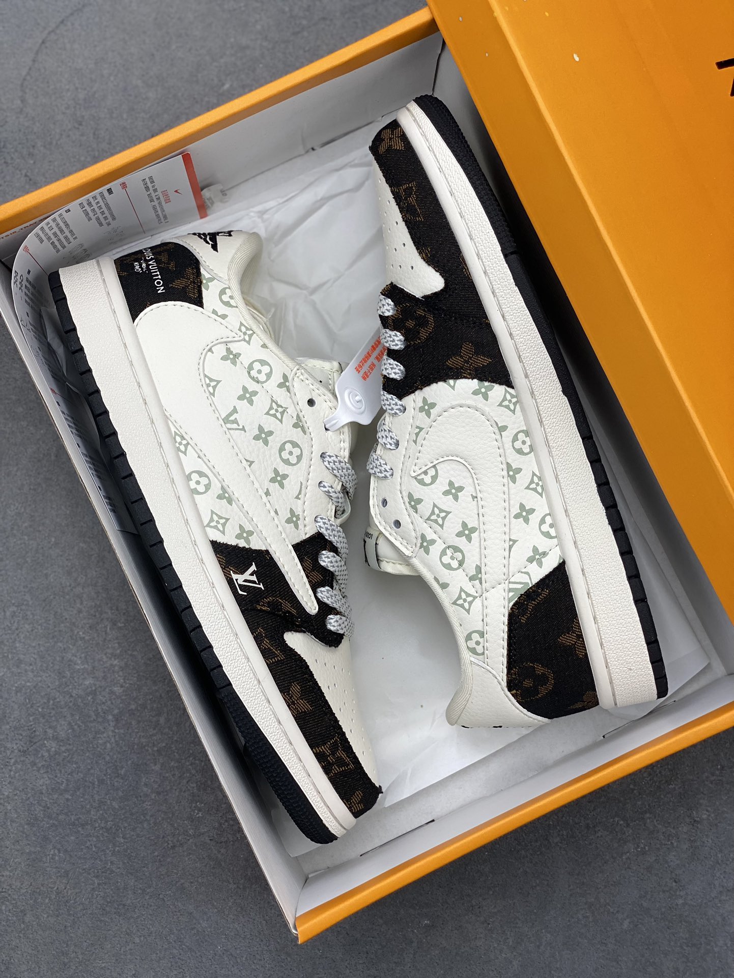 Louis Vuitton x Air Jordan 1 Low: Designer Collaboration Sneakers 9 i1721162853 9443 7