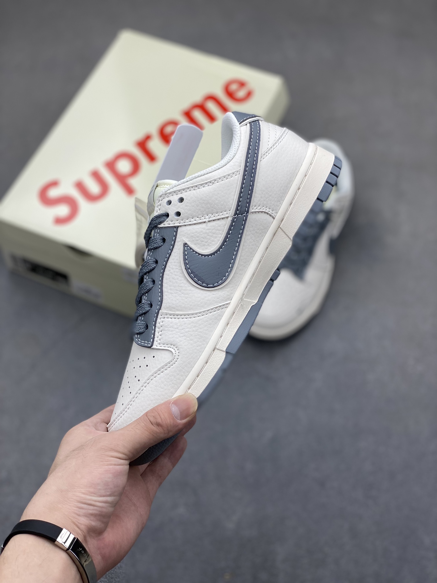 Nike SB Dunk Low Stone Island Supreme Collab Sneakers - Limited Edition 4 i1721419481 1950 0