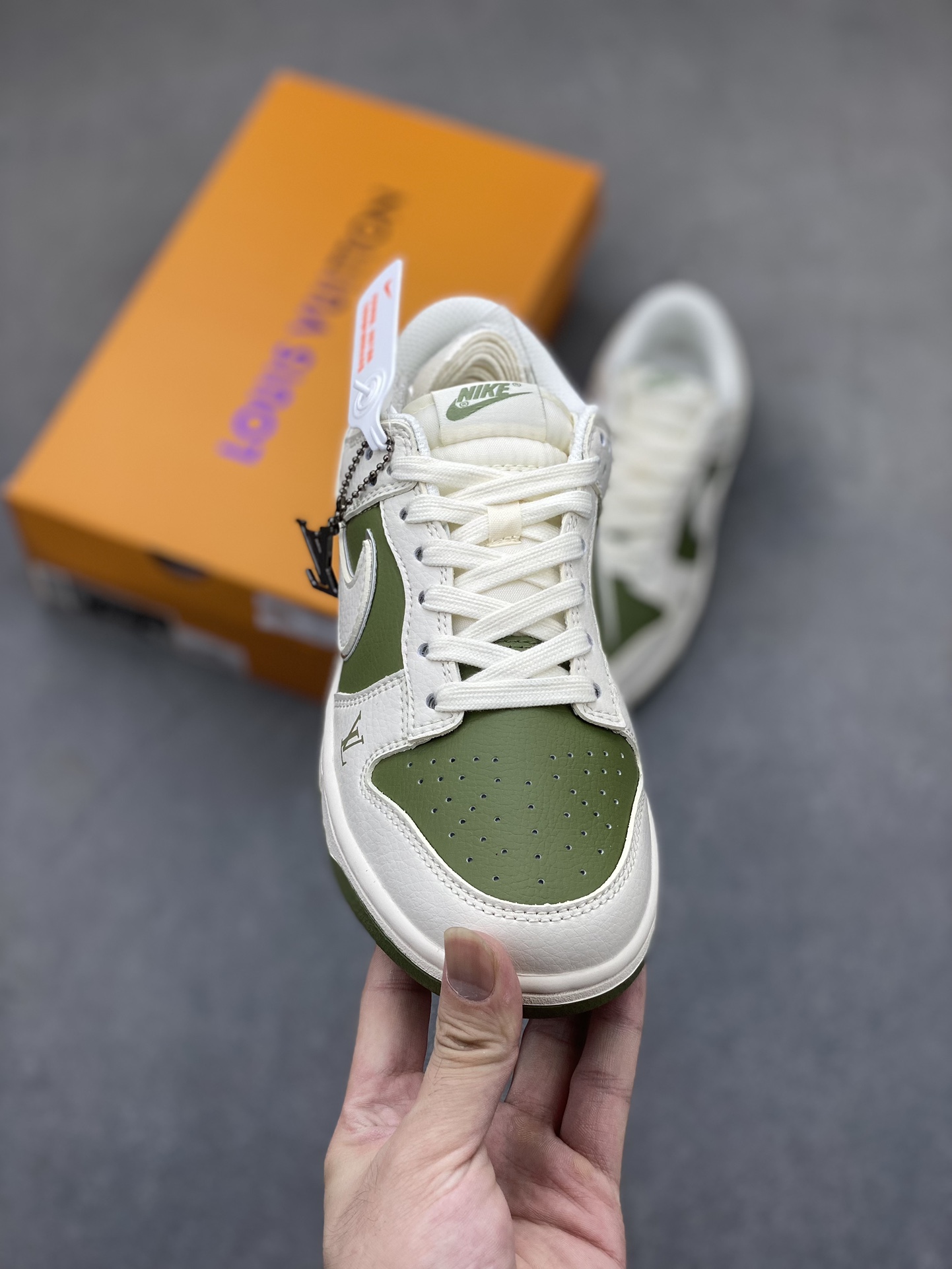 Nike SB Dunk Low Louis Vuitton Collab - White Olive Green Casual Sneakers 3 i1721681405 546 2
