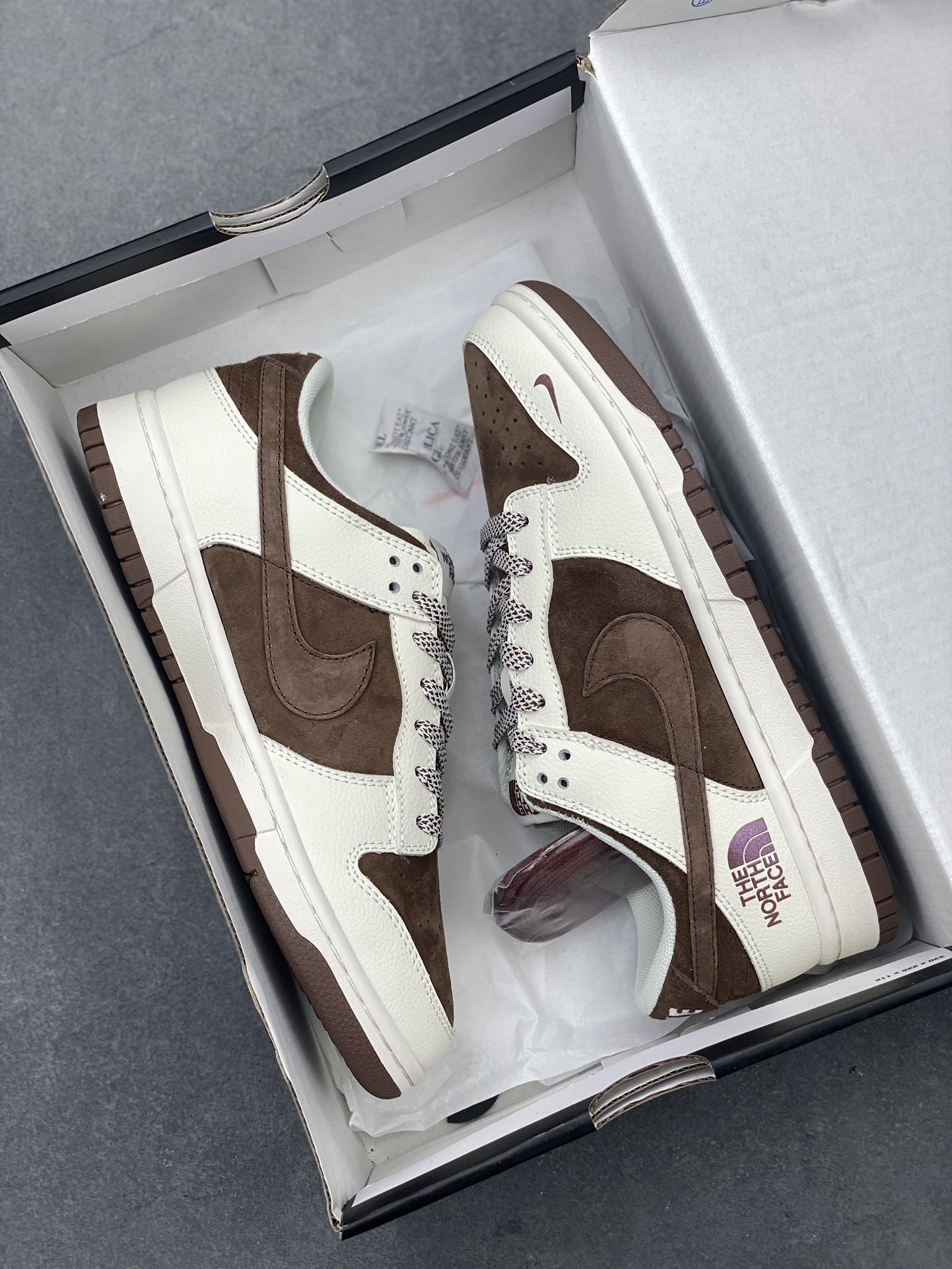 Nike SB Dunk Low 'The North Face' Brown Suede Limited Edition Sneakers 10 i1721864291 4702 8