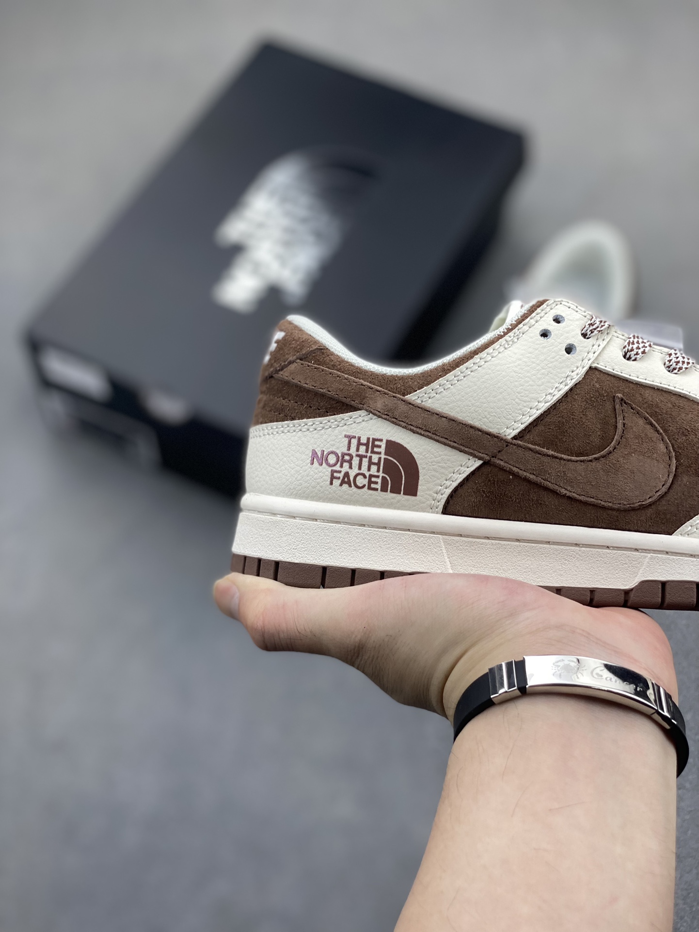 Nike SB Dunk Low 'The North Face' Brown Suede Limited Edition Sneakers 6 i1721864291 5132 3