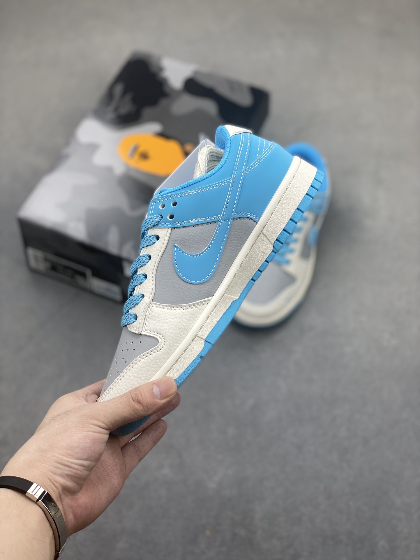 Nike SB Dunk Low BAPE Custom Casual Sneakers 4 i1722708280 1305 3