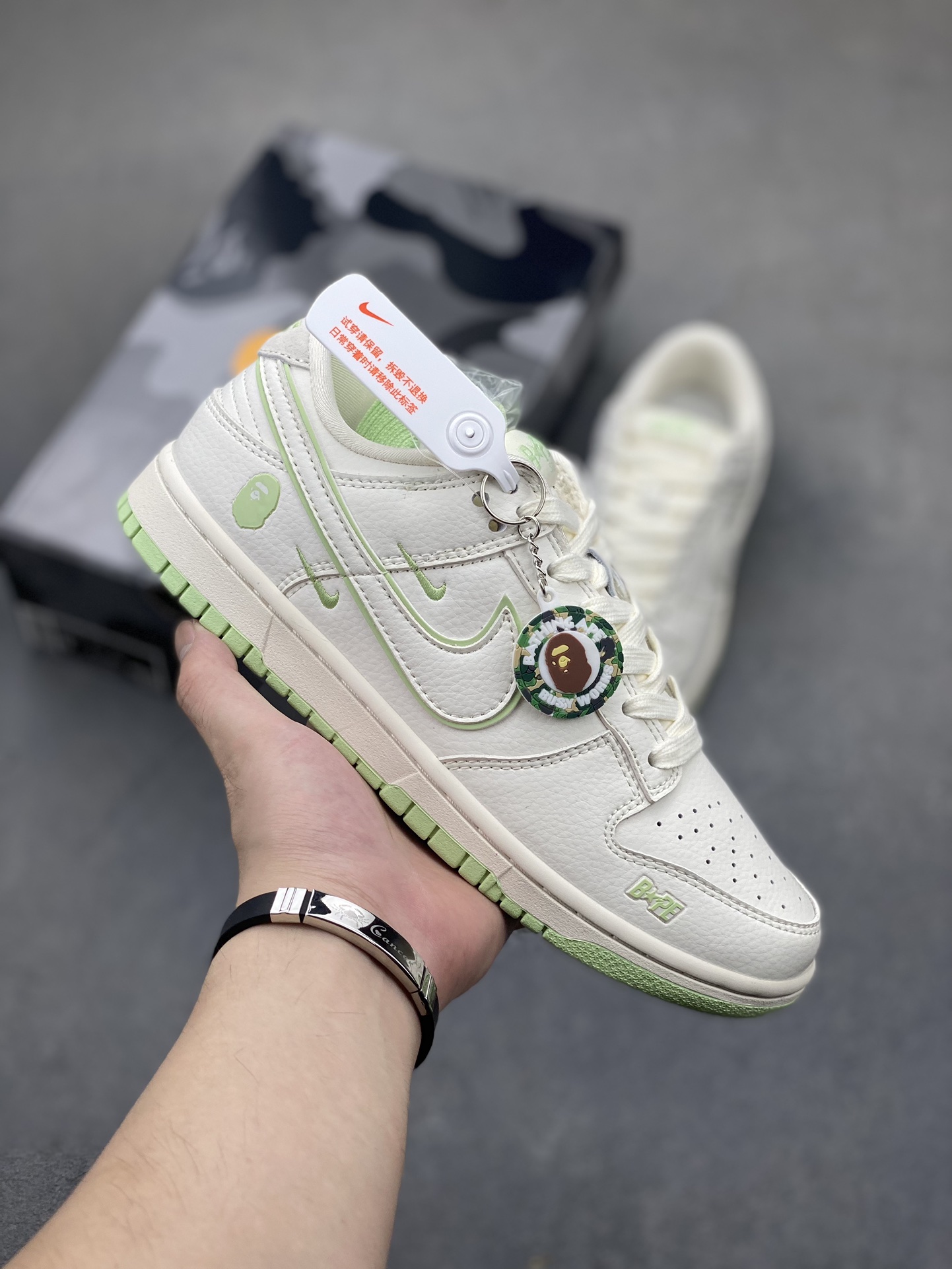 Nike SB Dunk Low 'Bape' Apple Green Premium Sneakers - Limited Edition 1 i1722790526 4540 1