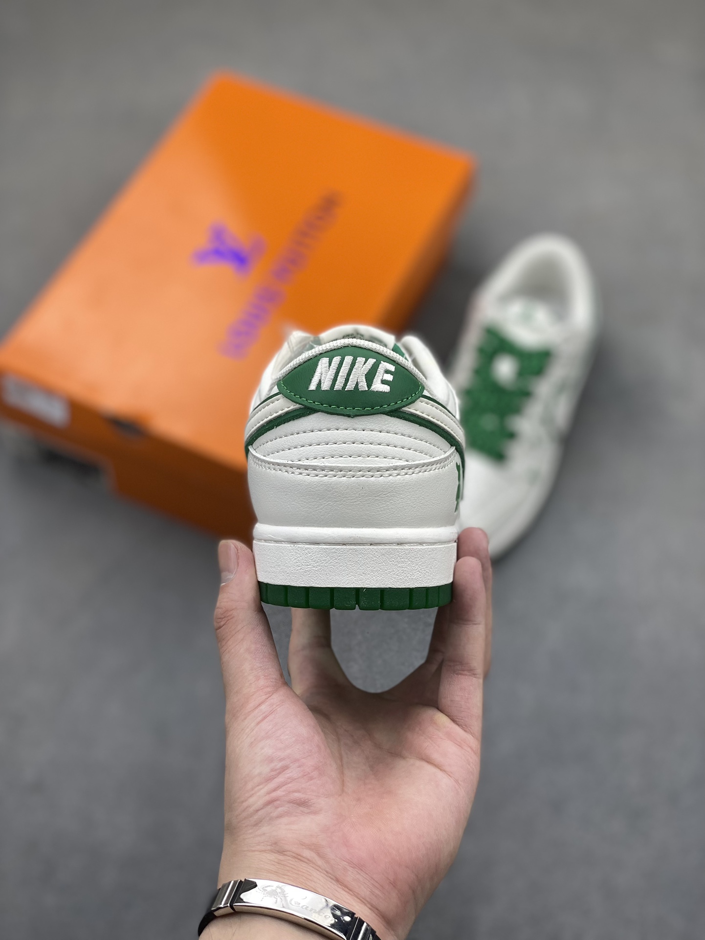 SB Dunk Low Louis Vuitton 4 i1723049447 5844 1