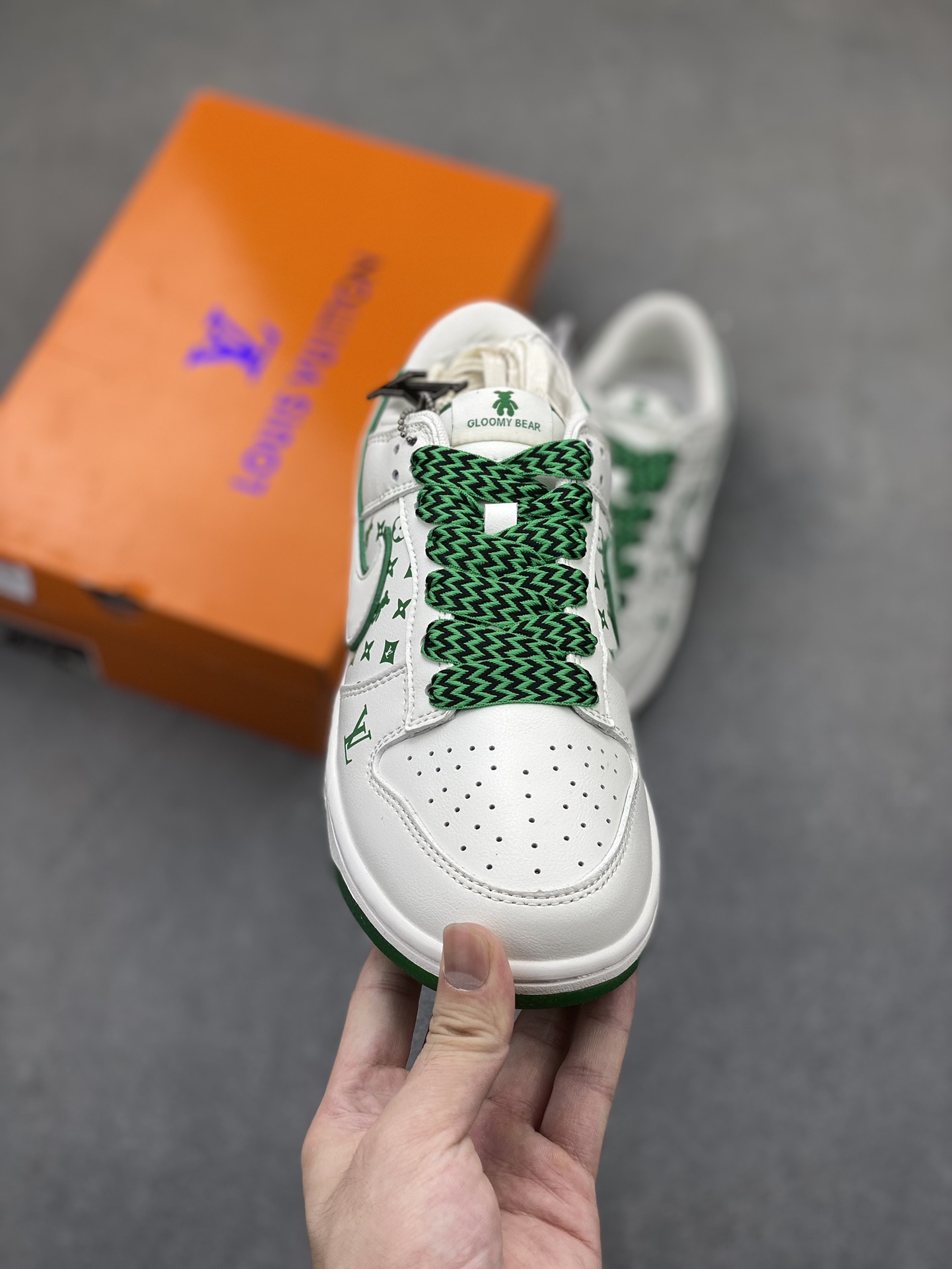 SB Dunk Low Louis Vuitton 2 i1723049448 7032 8