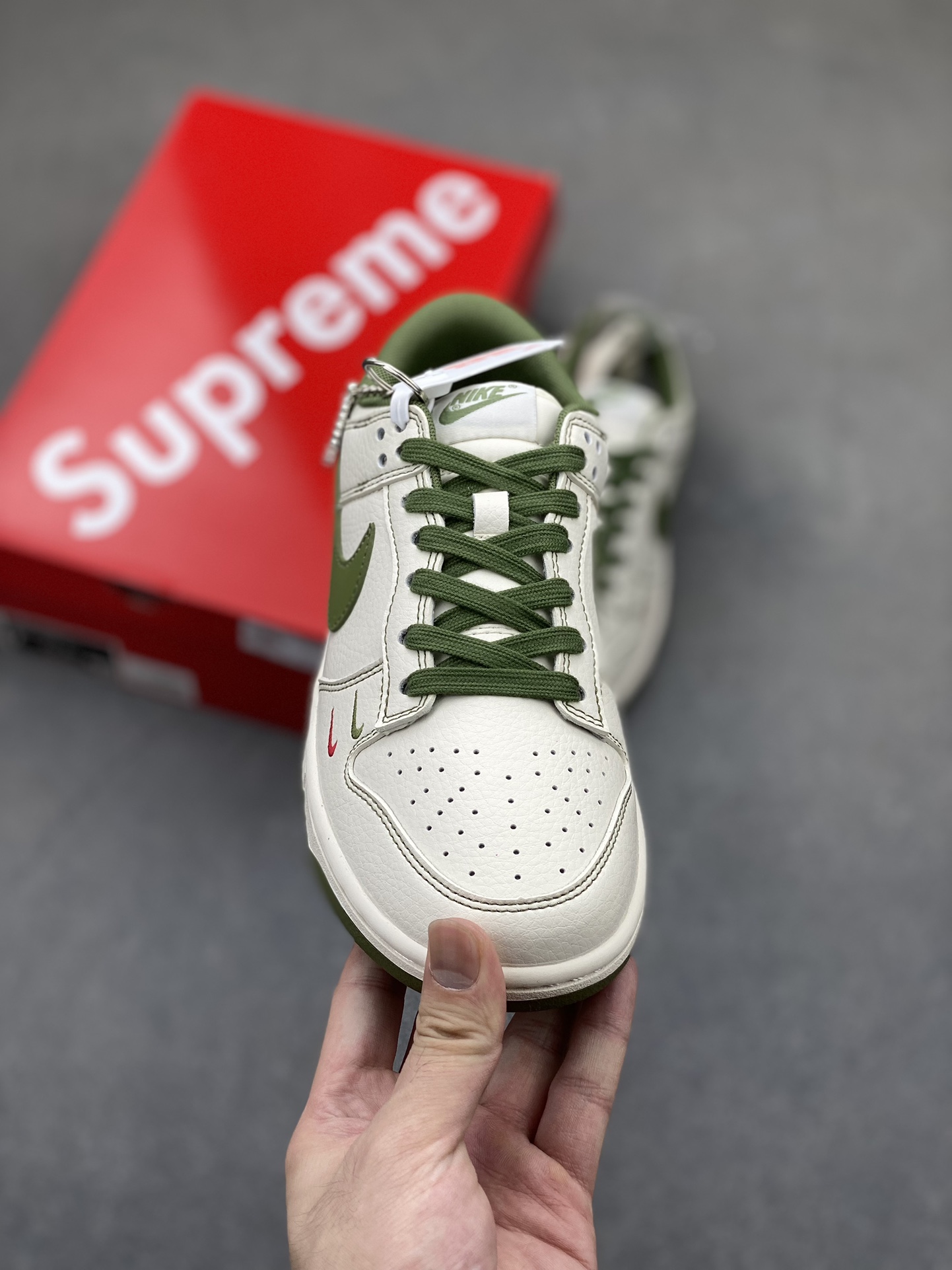 Nike SB Dunk Low Supreme Green Double Hook Custom Low-Top Sneakers 3 i1723049526 6189 7