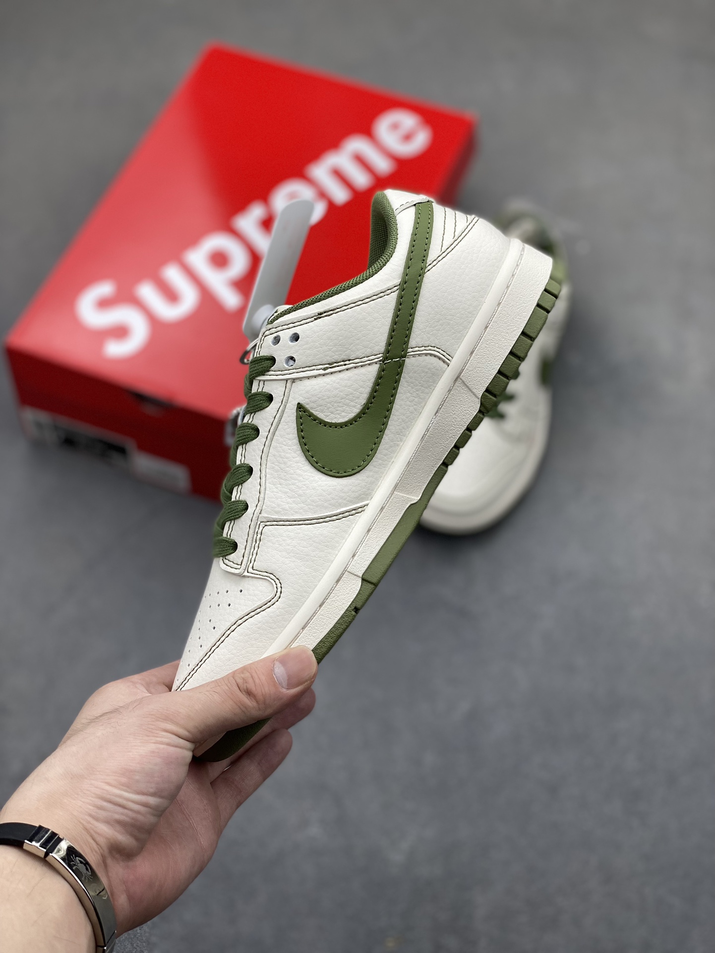 Nike SB Dunk Low Supreme Green Double Hook Custom Low-Top Sneakers 4 i1723049526 902 1